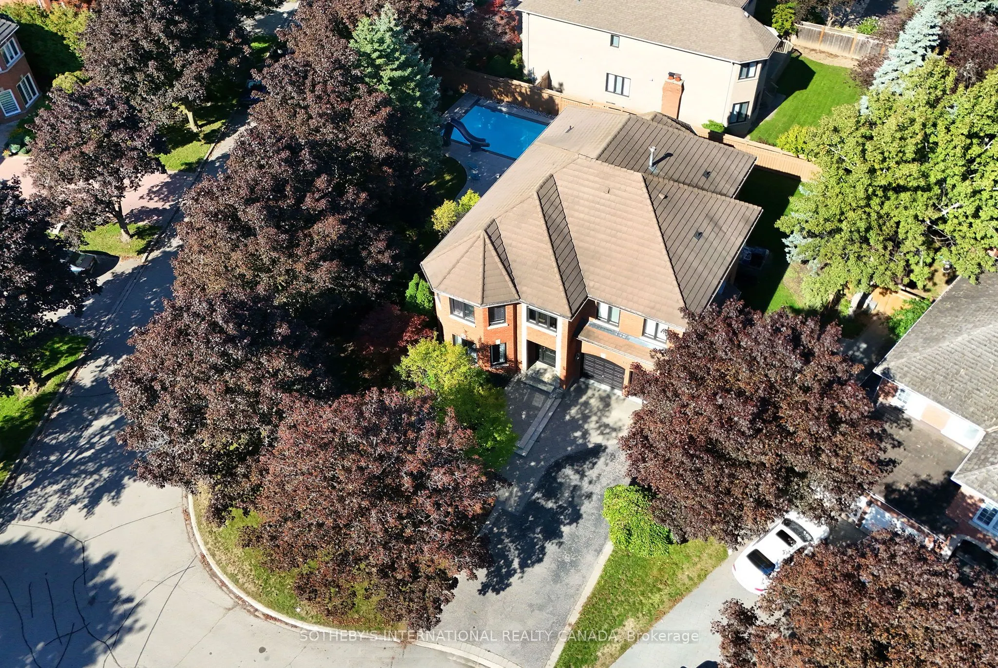 1939 Calgary Court