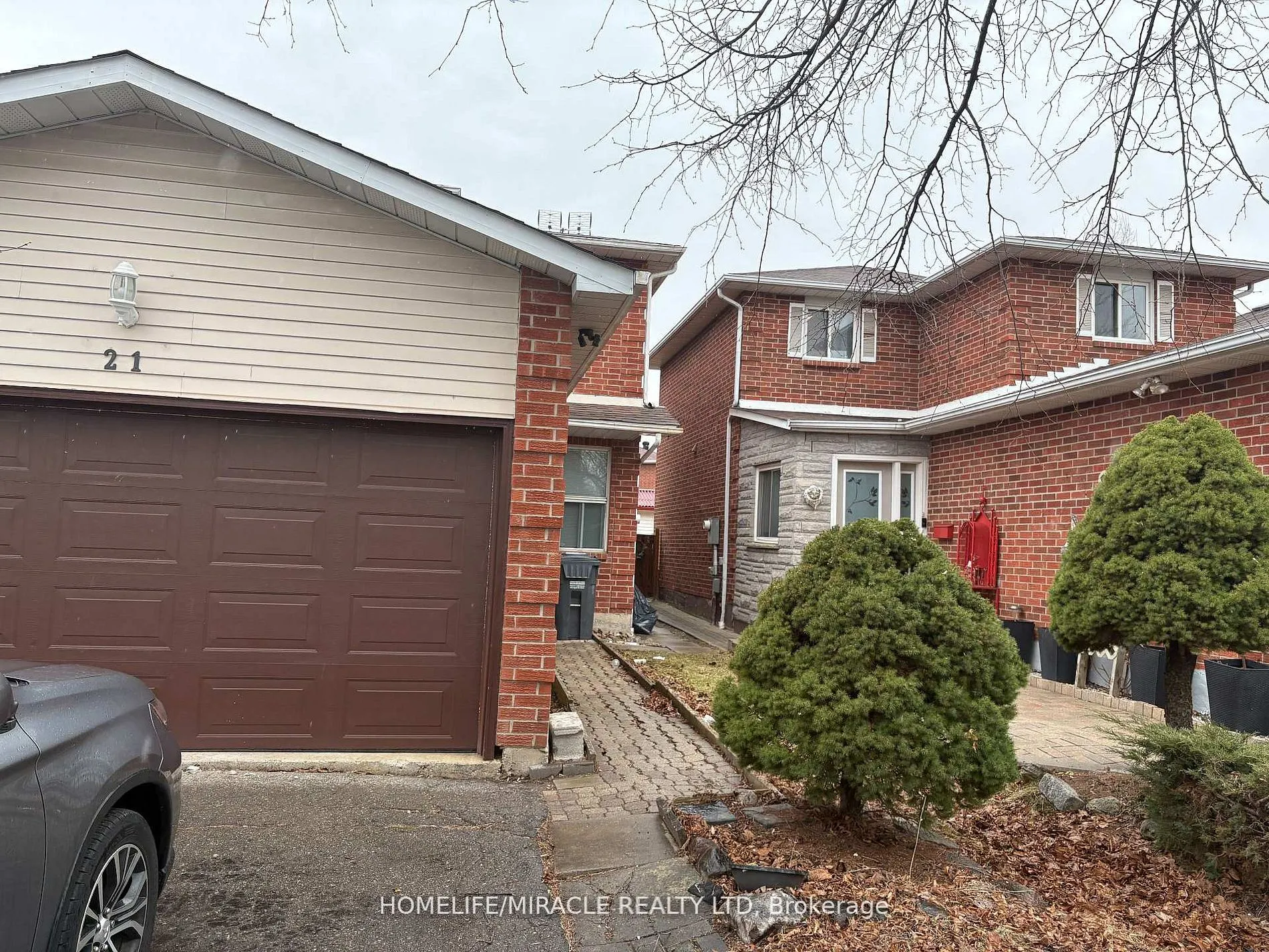 21 Ecclestone Drive #Main Floor