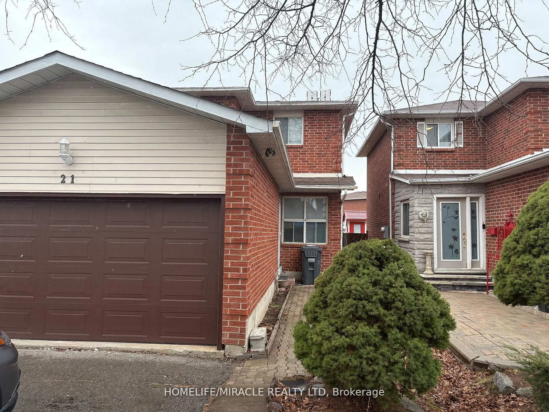 21 Ecclestone Drive #Main Floor