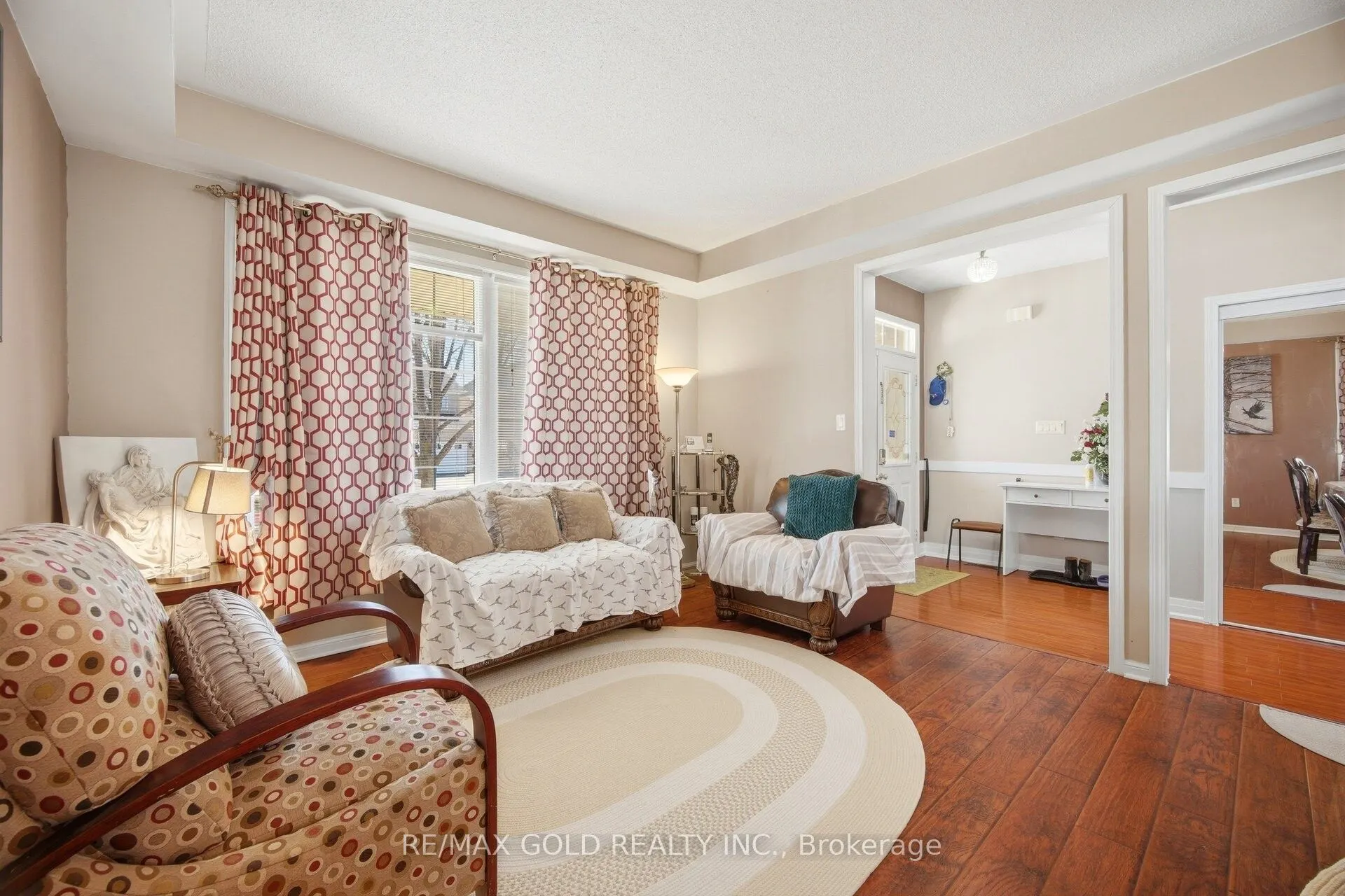 28 Latania Boulevard
