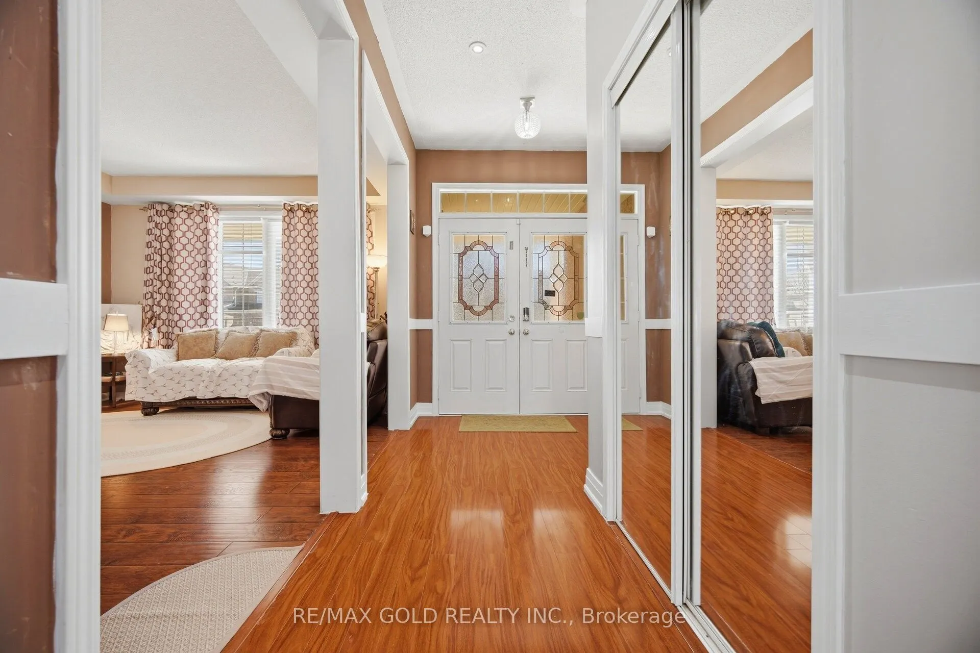 28 Latania Boulevard