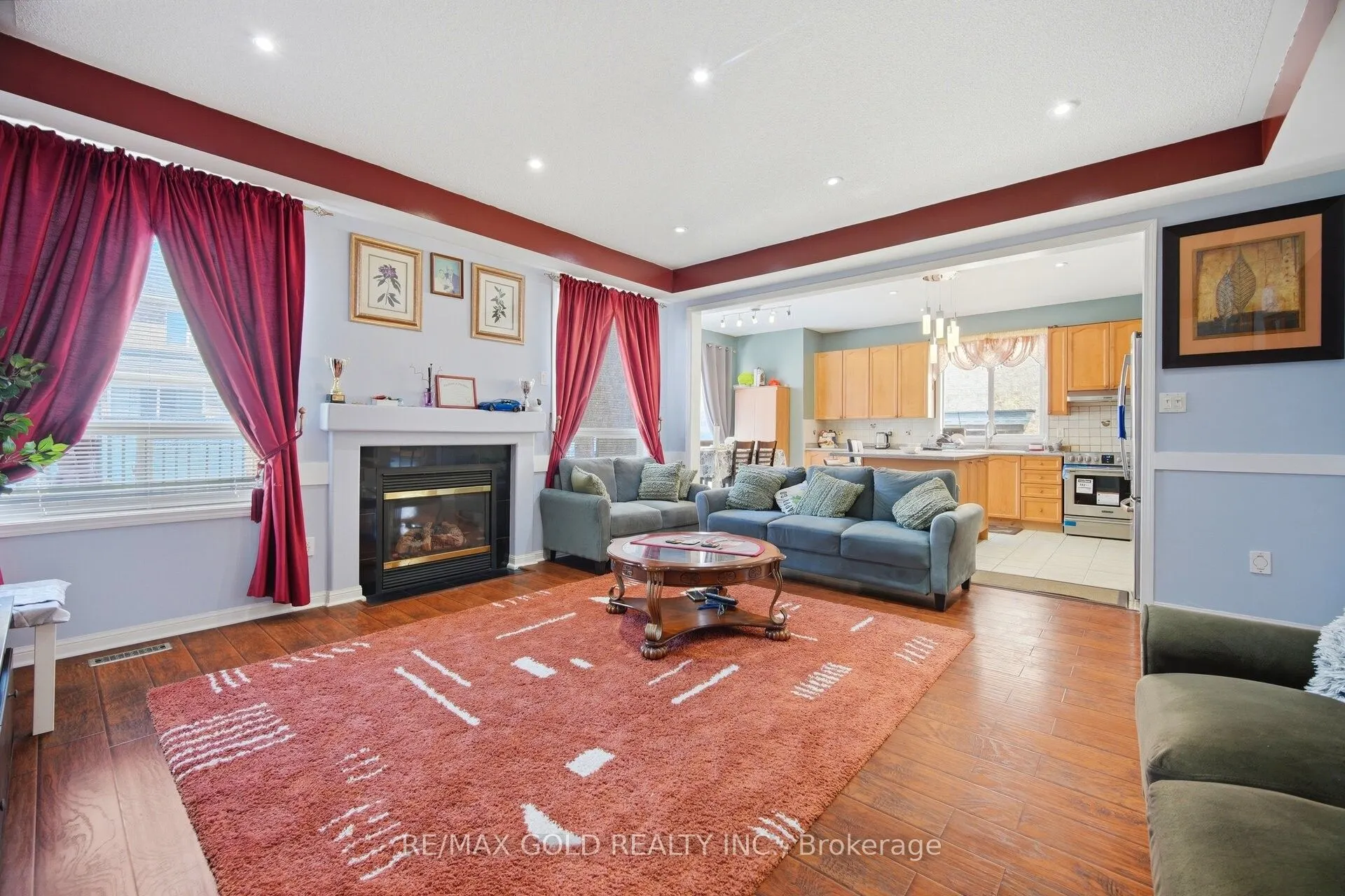 28 Latania Boulevard