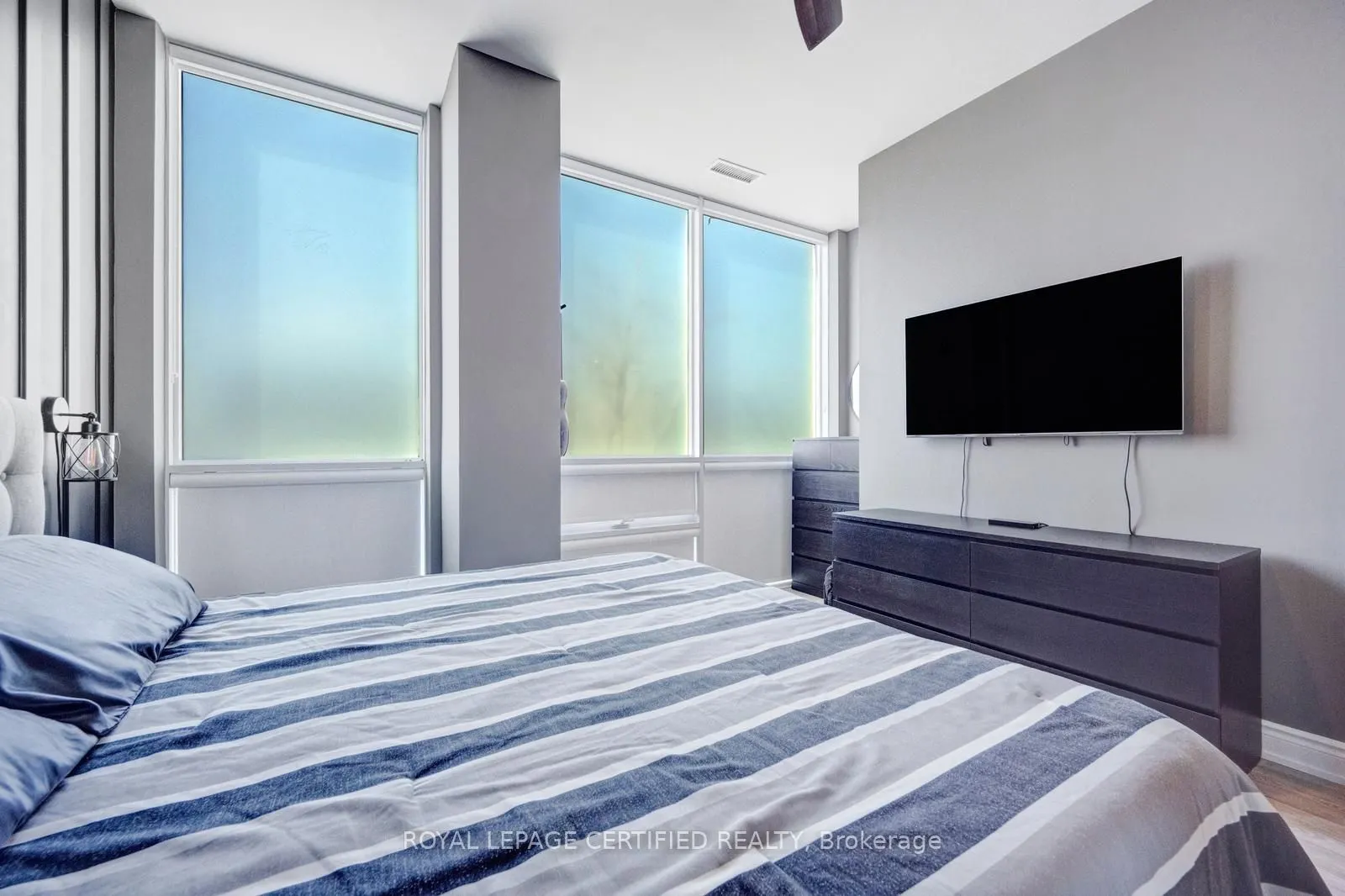 1050 Main Street E #114