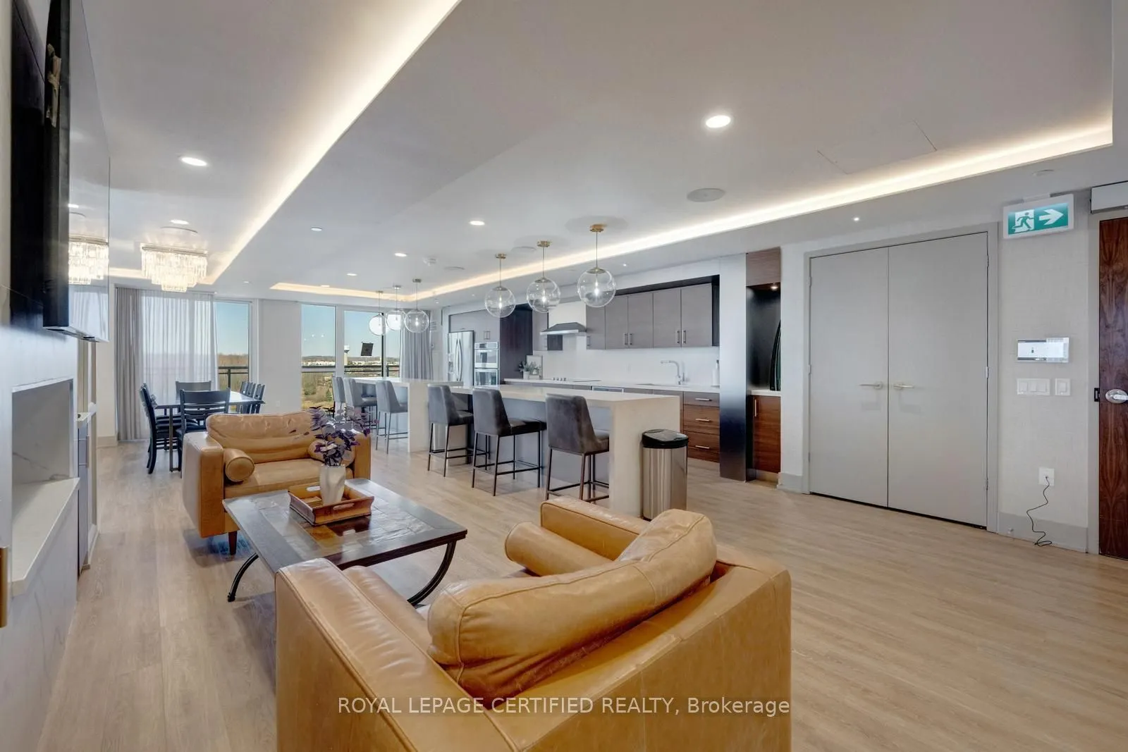 1050 Main Street E #114
