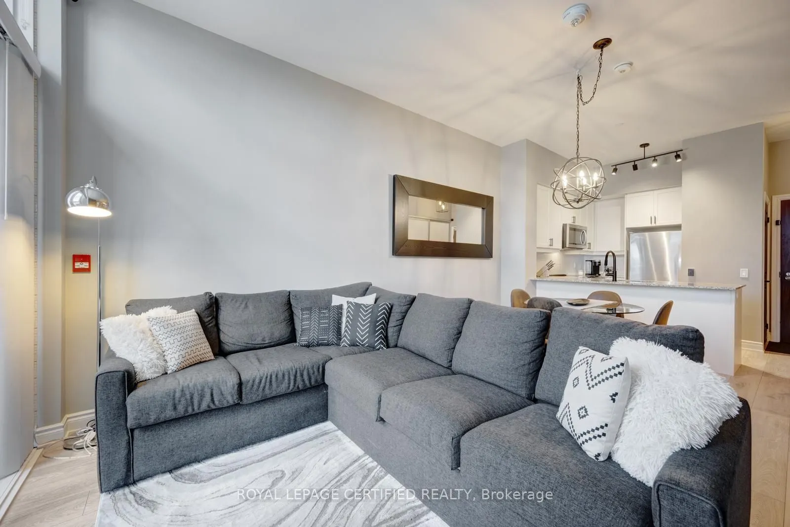 1050 Main Street E #114