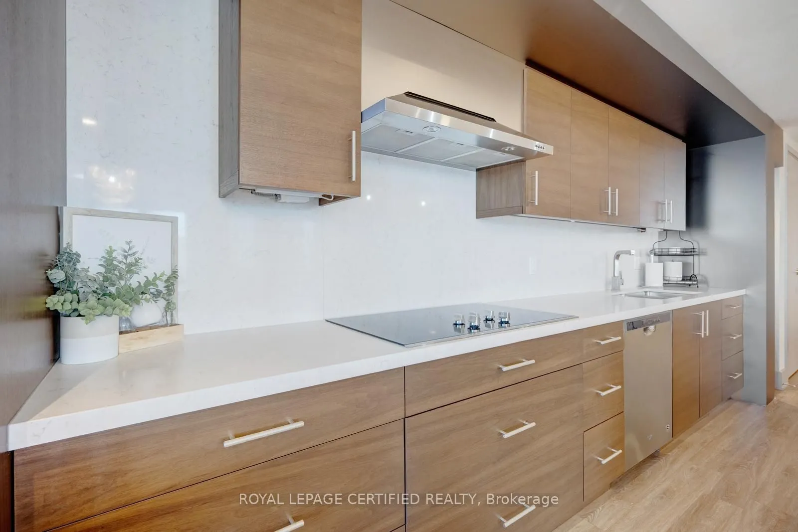 1050 Main Street E #114