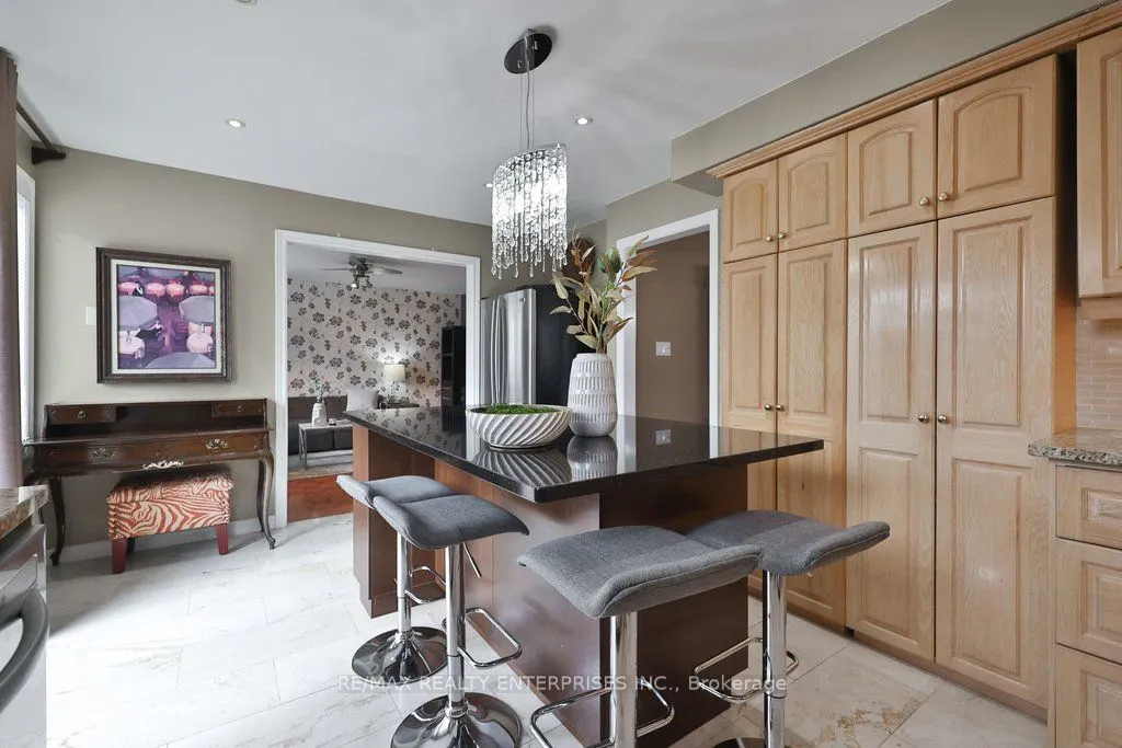 3022 Dalehurst Drive