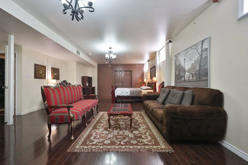 3022 Dalehurst Drive