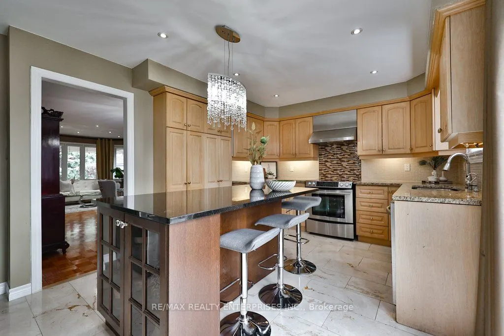 3022 Dalehurst Drive