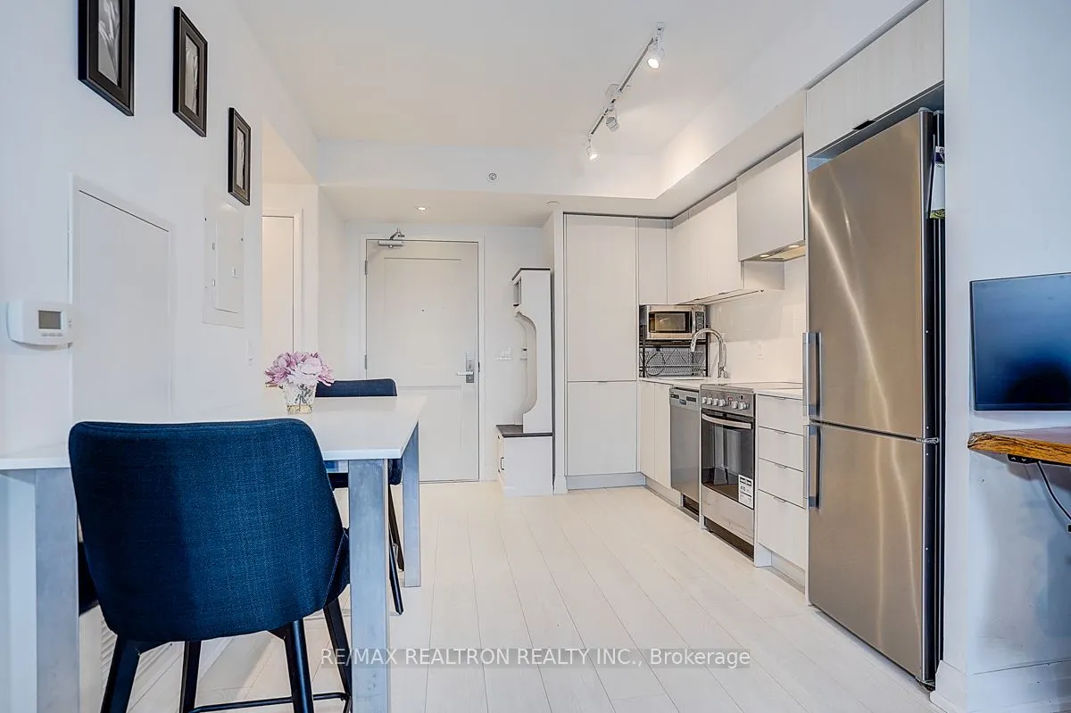26 Gibbs Road #530