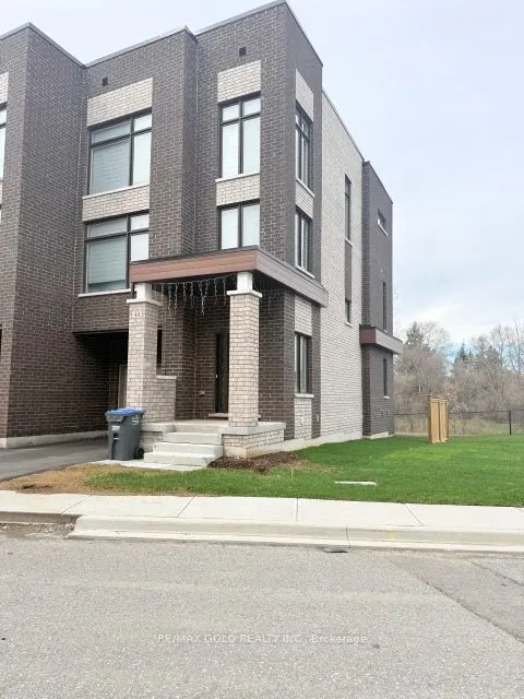 43 Queenpost Drive