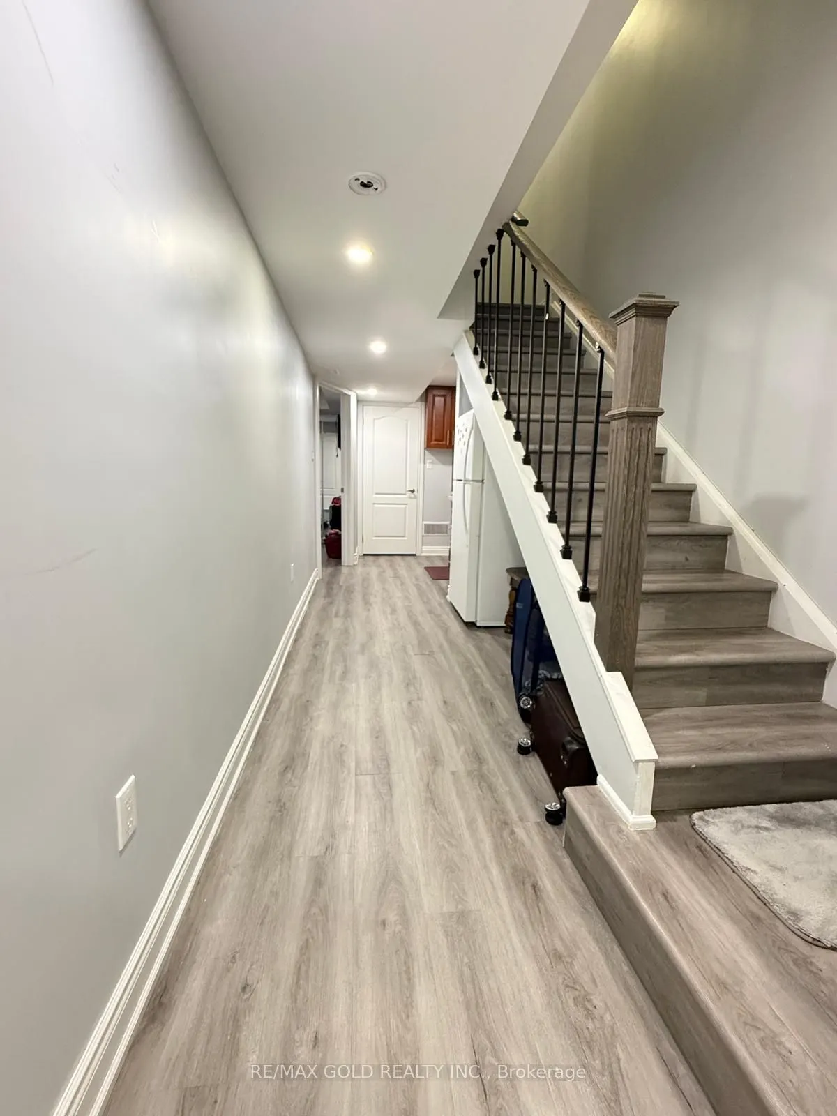 43 Queenpost Drive