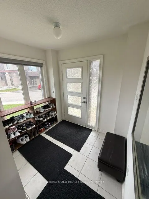 43 Queenpost Drive