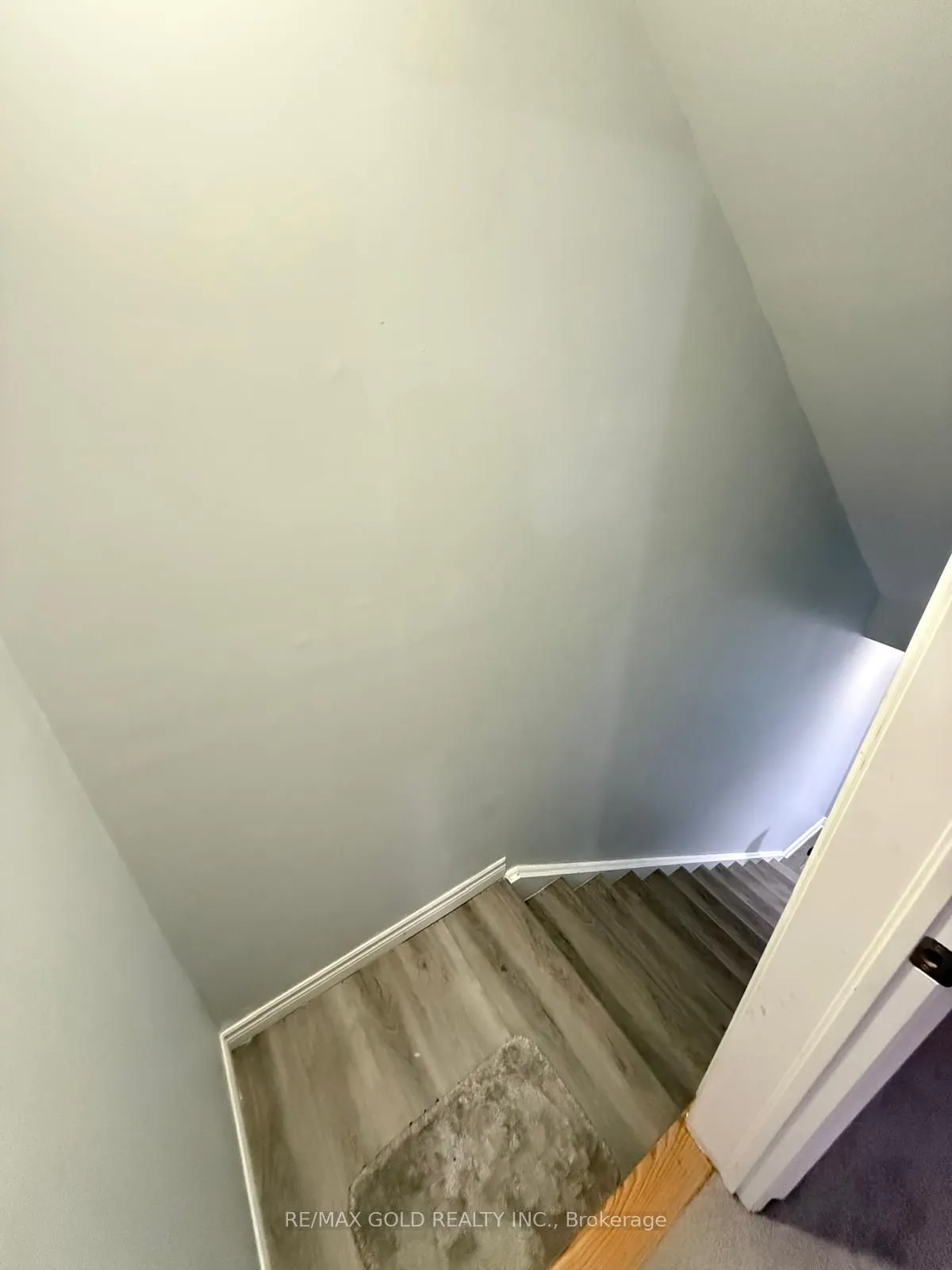 43 Queenpost Drive