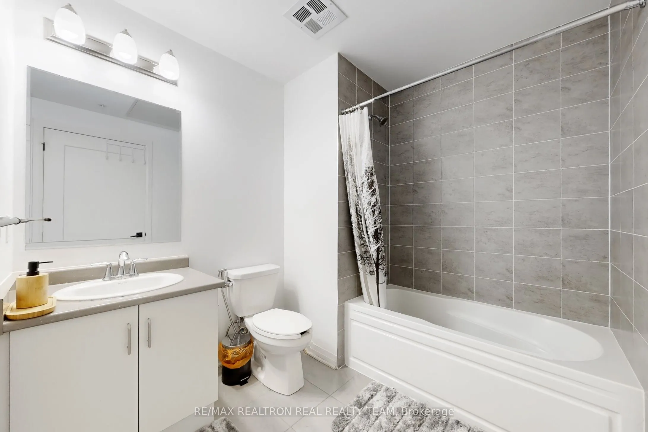 102 Grovewood Common #334