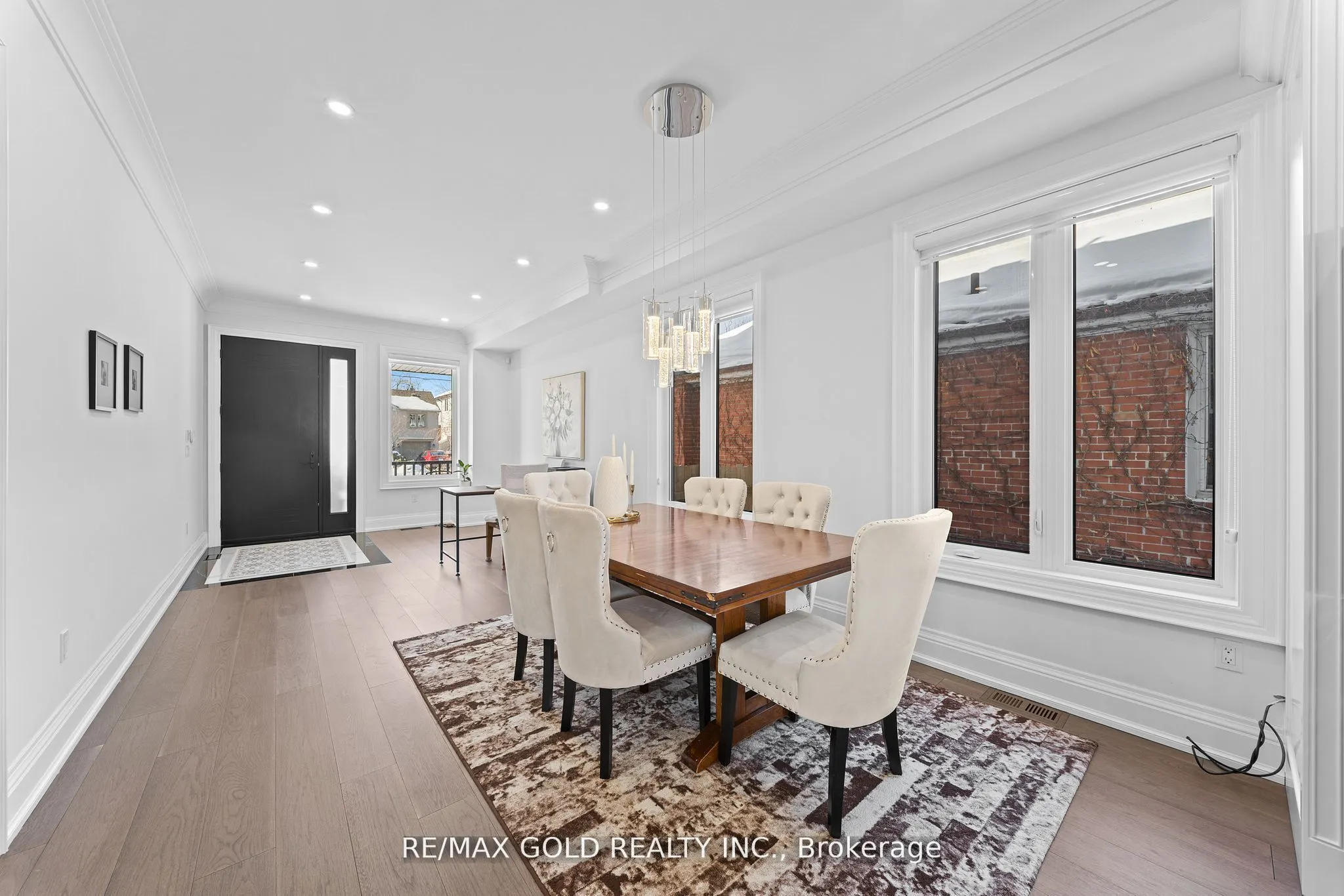99 Twenty Seventh Street