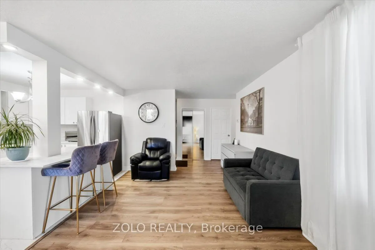2345 Confederation Parkway #203