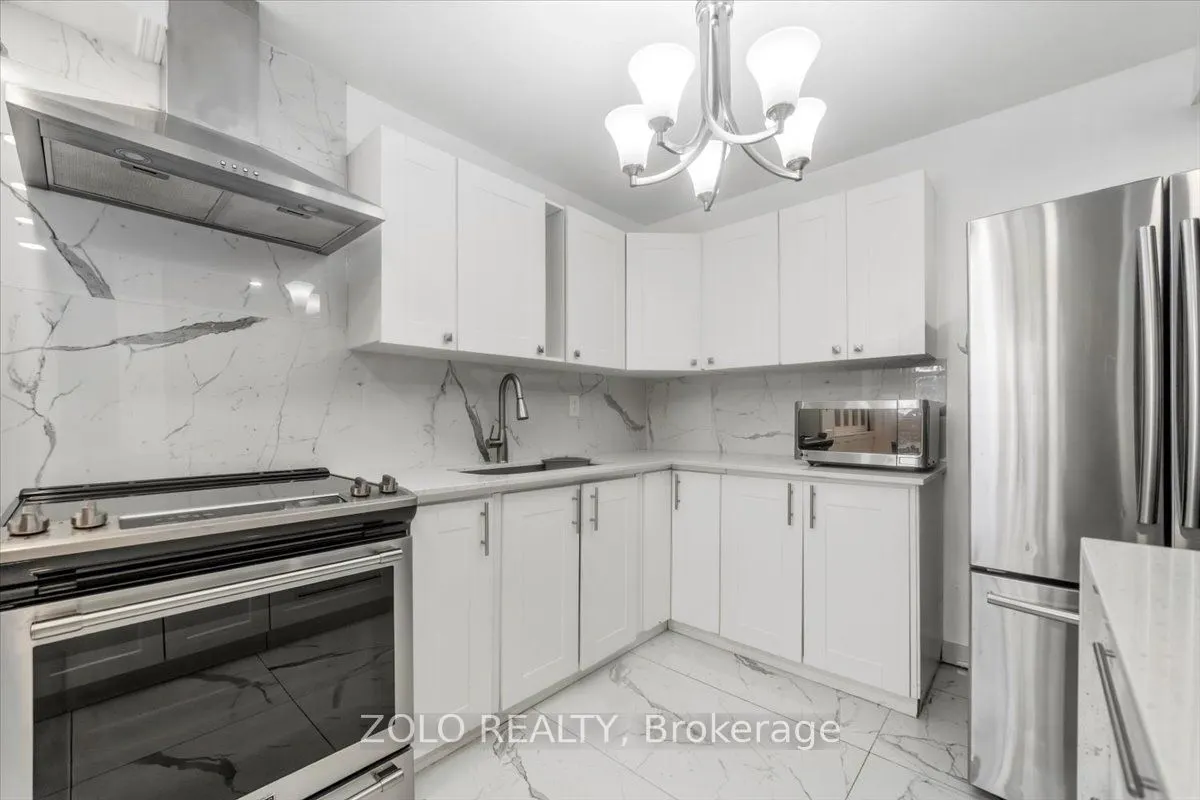 2345 Confederation Parkway #203