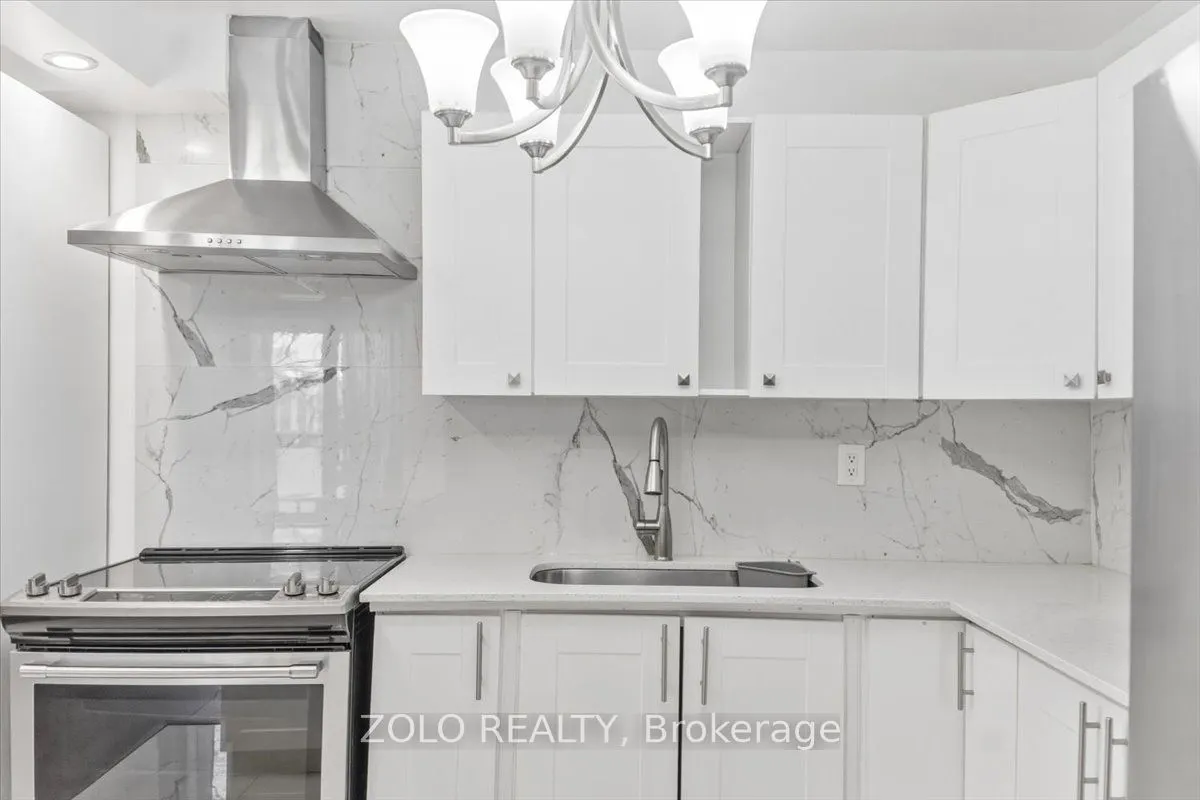 2345 Confederation Parkway #203