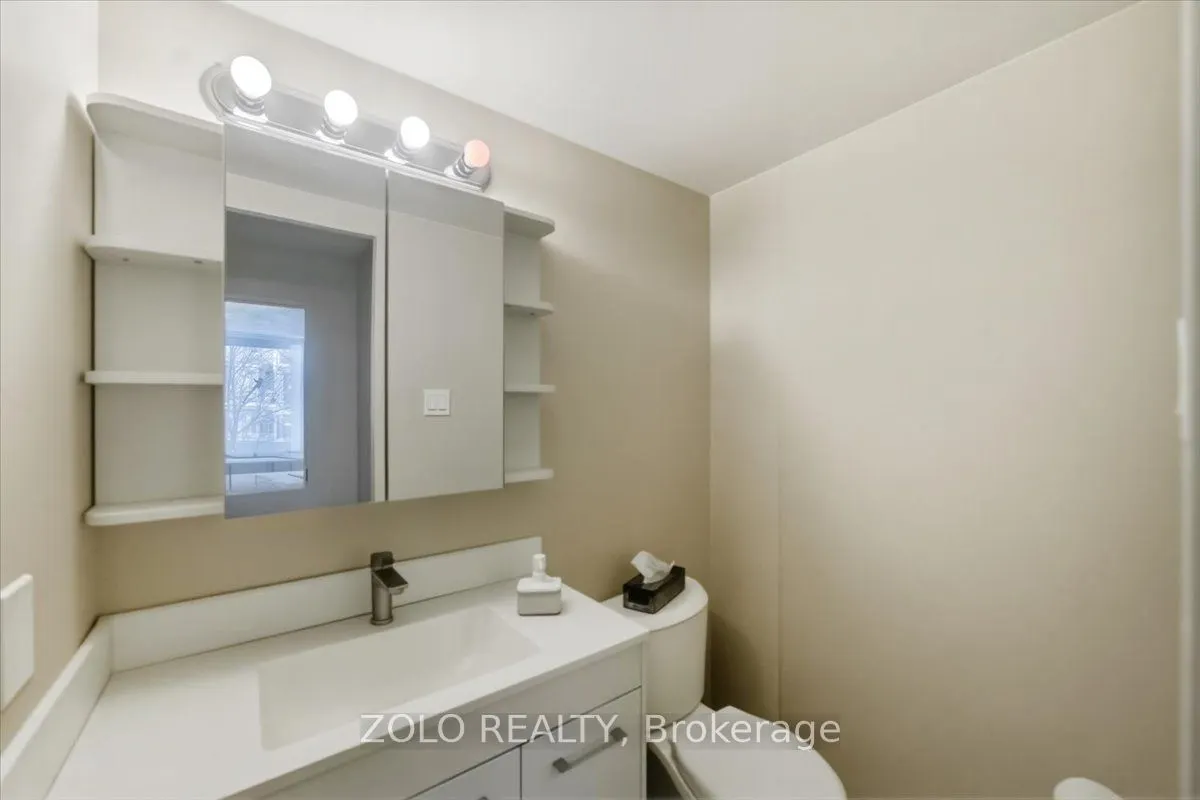 2345 Confederation Parkway #203