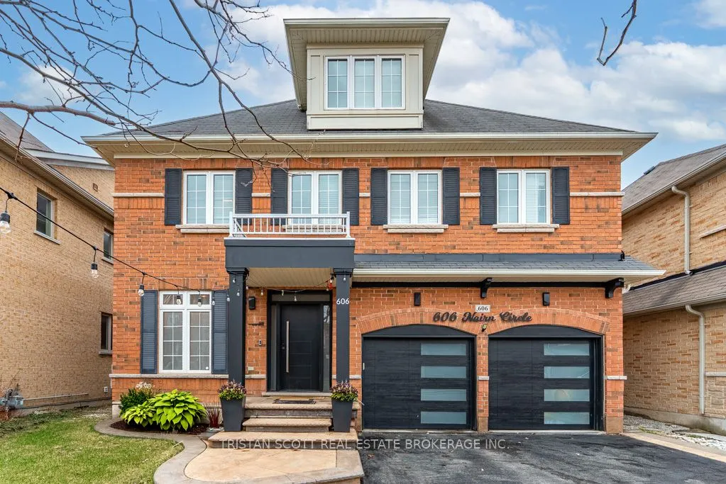 606 Nairn Circle