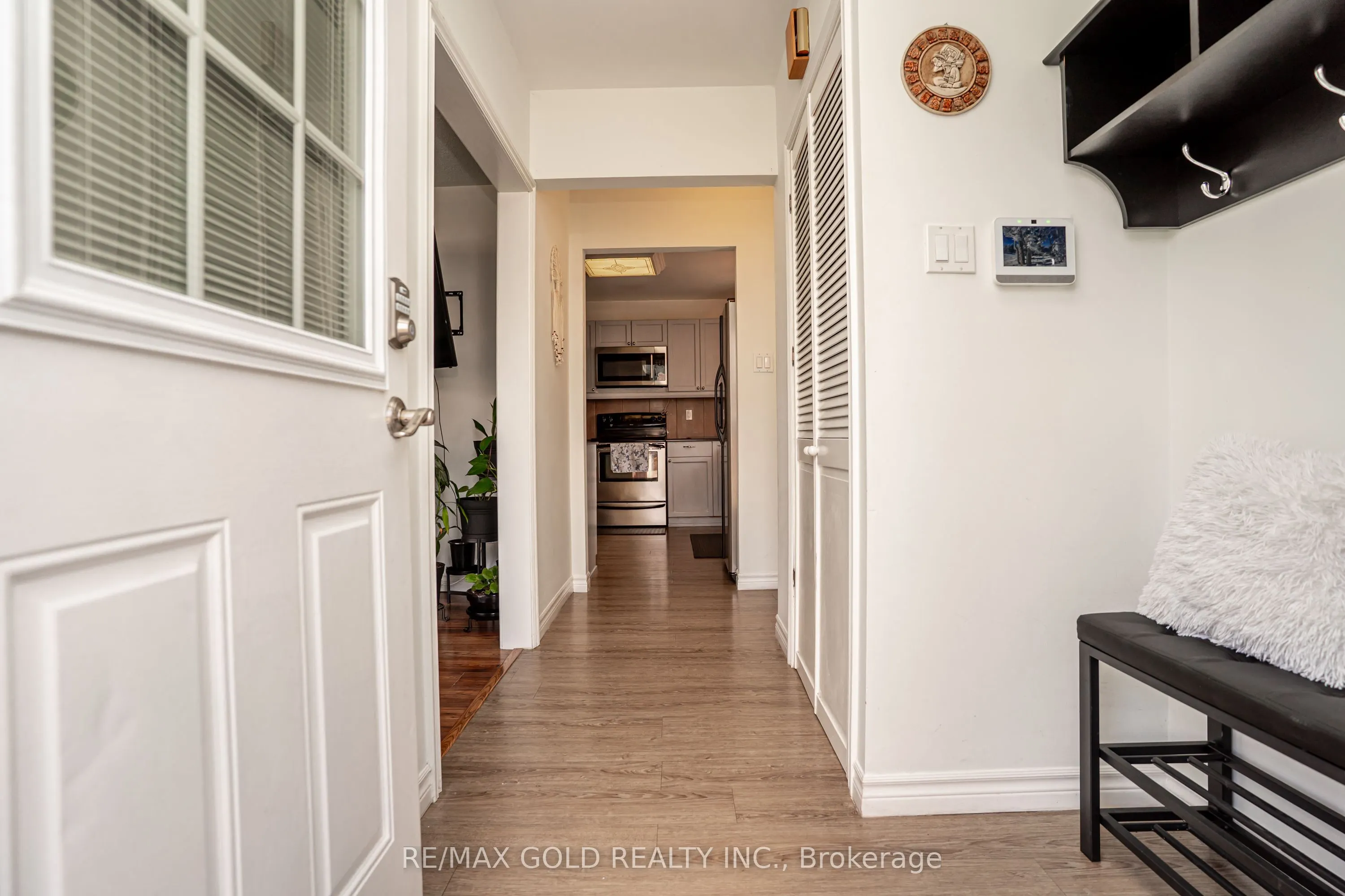 53 Davenport Crescent