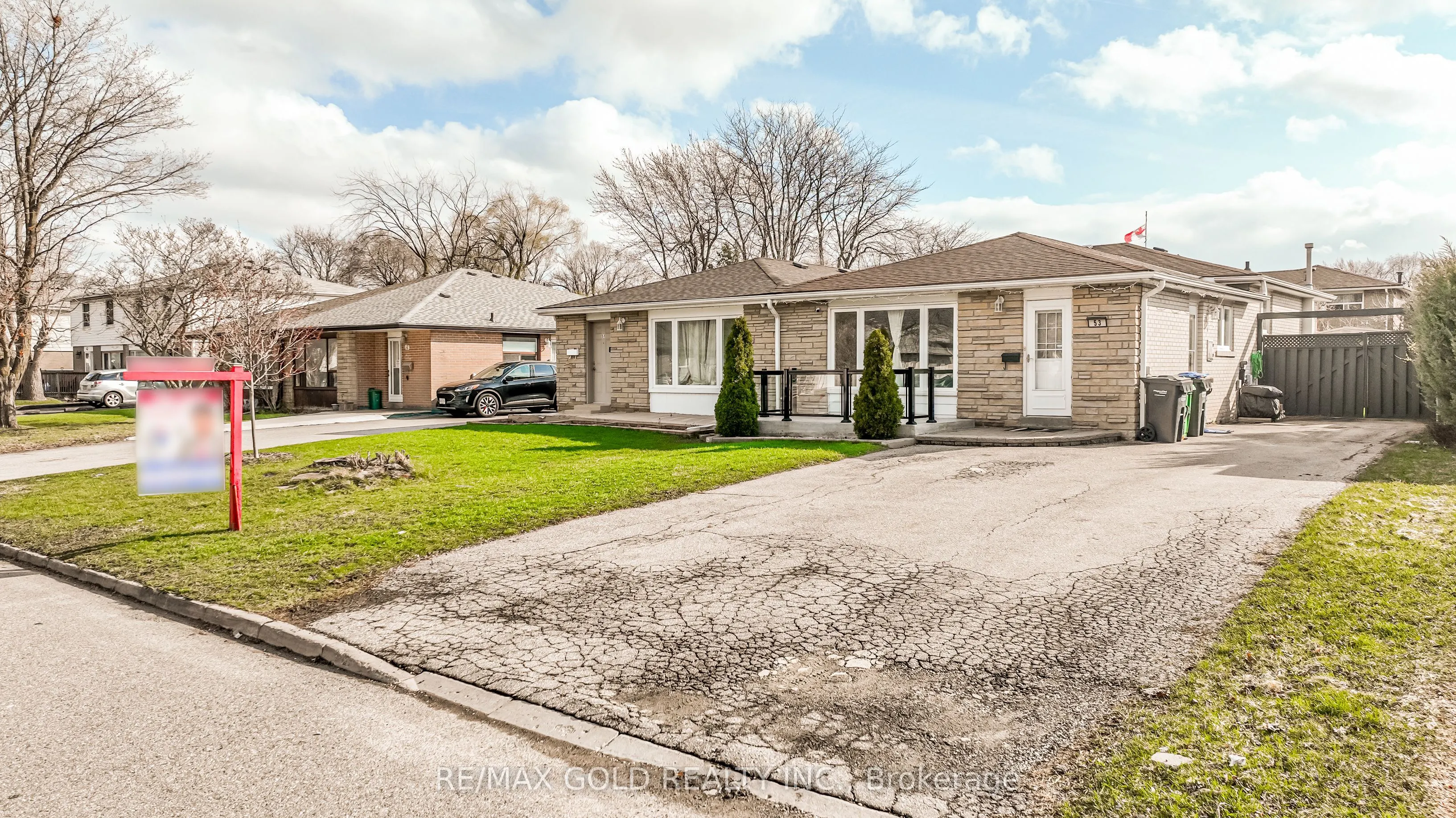 53 Davenport Crescent
