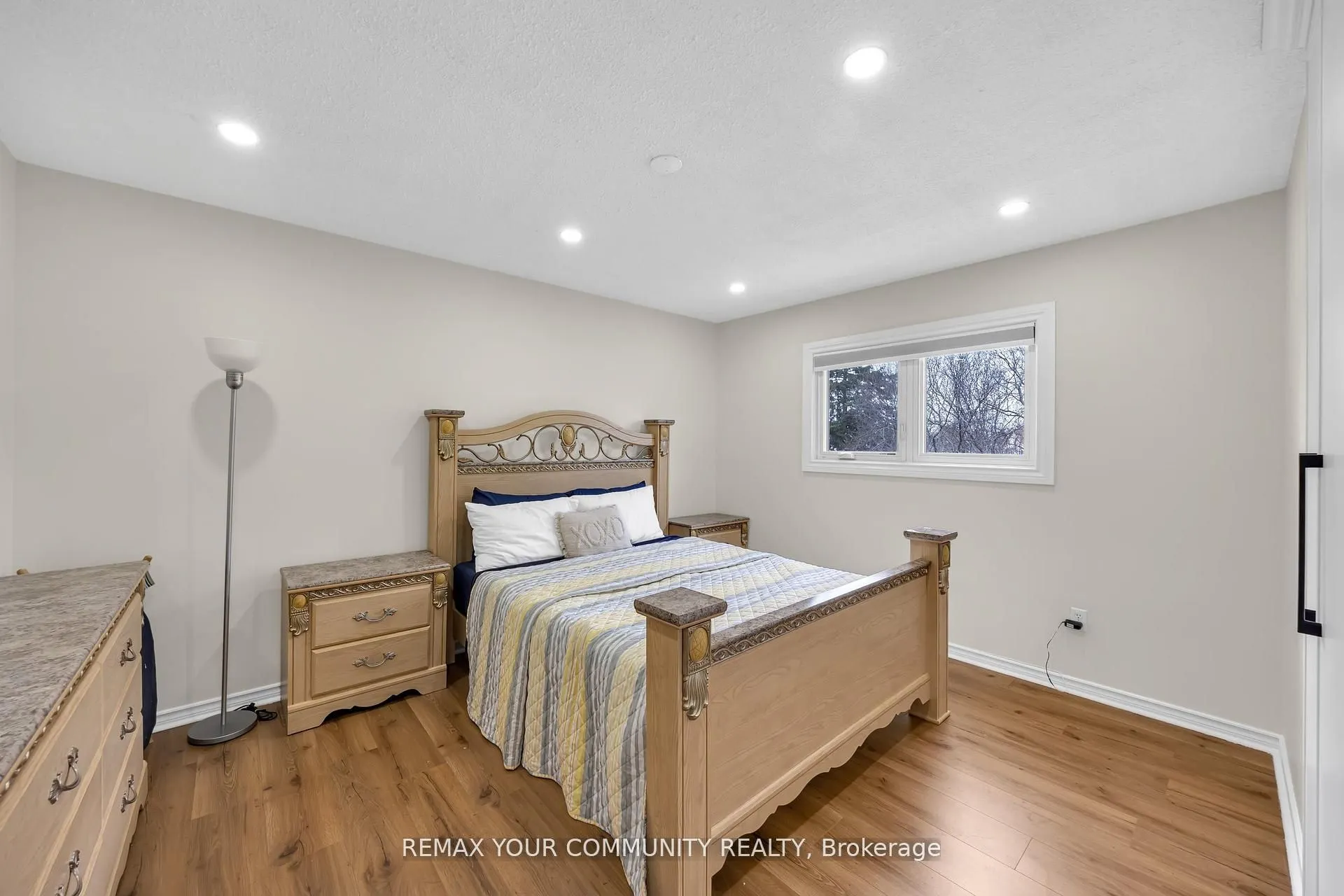 22 MADELAINE Crescent