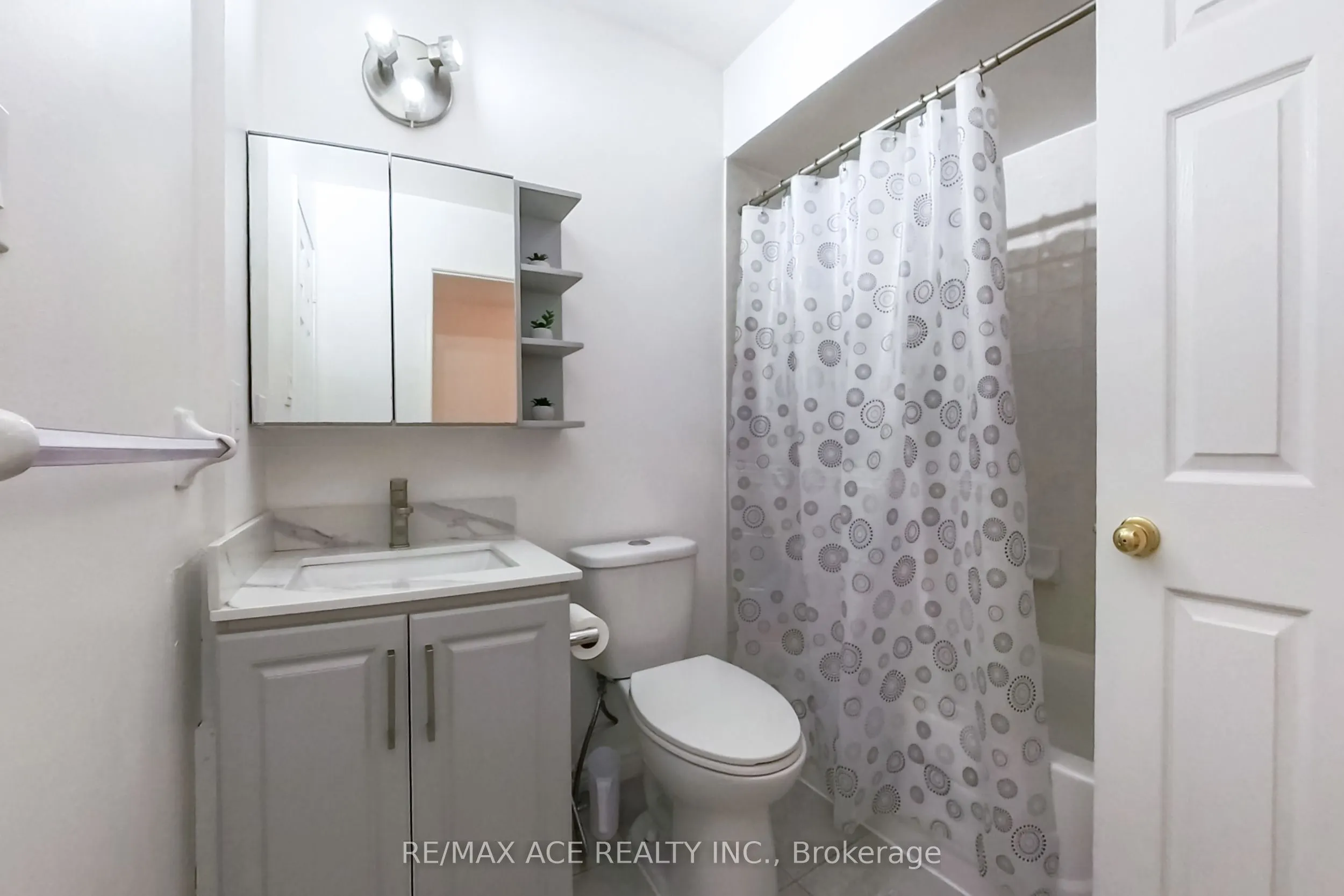1525 South Parade Court #22