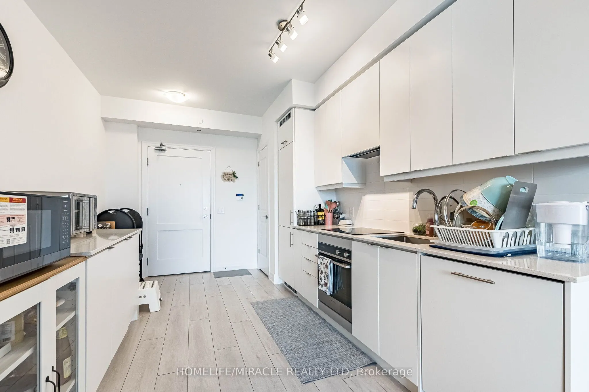 30 Elm Drive #3802