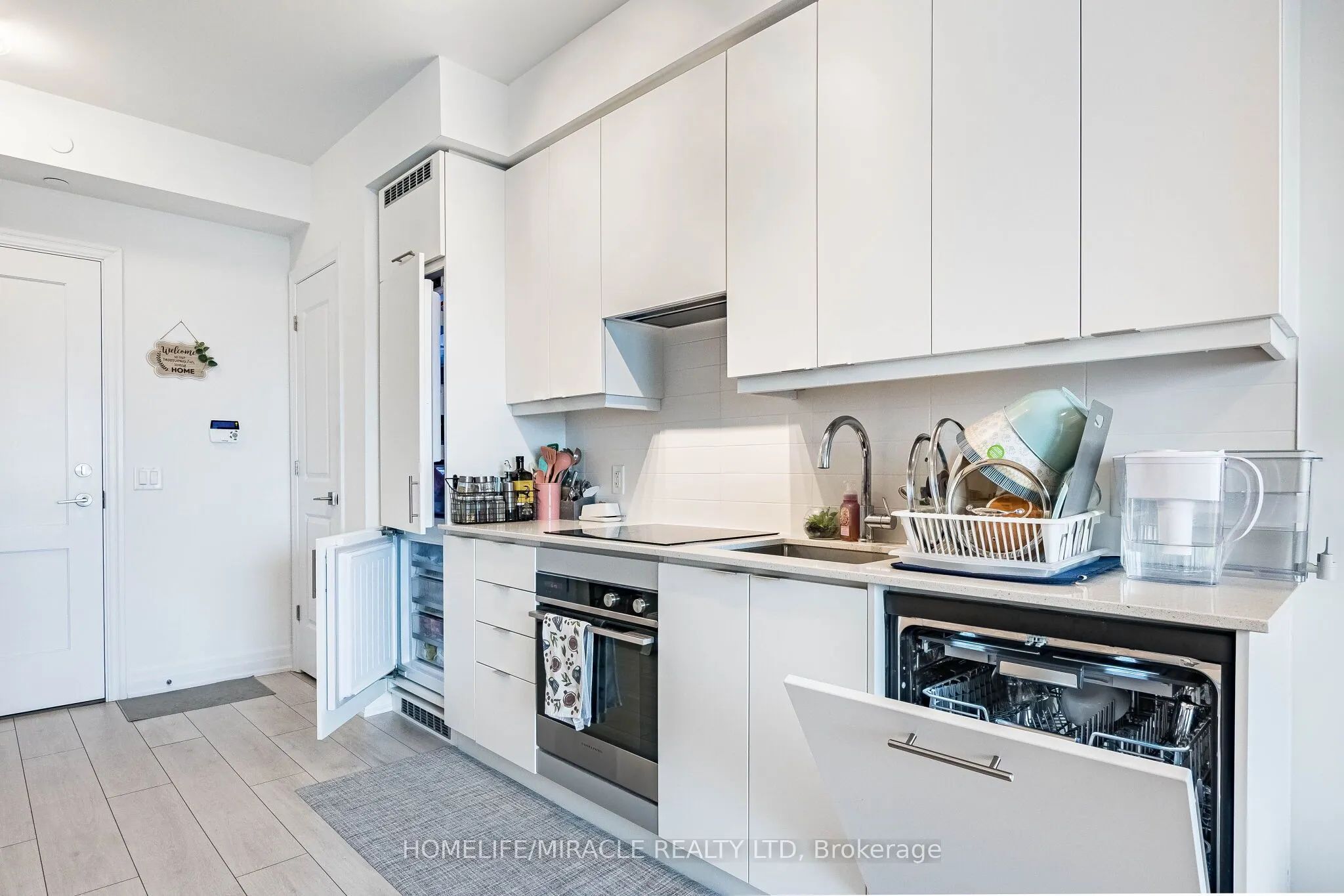 30 Elm Drive #3802