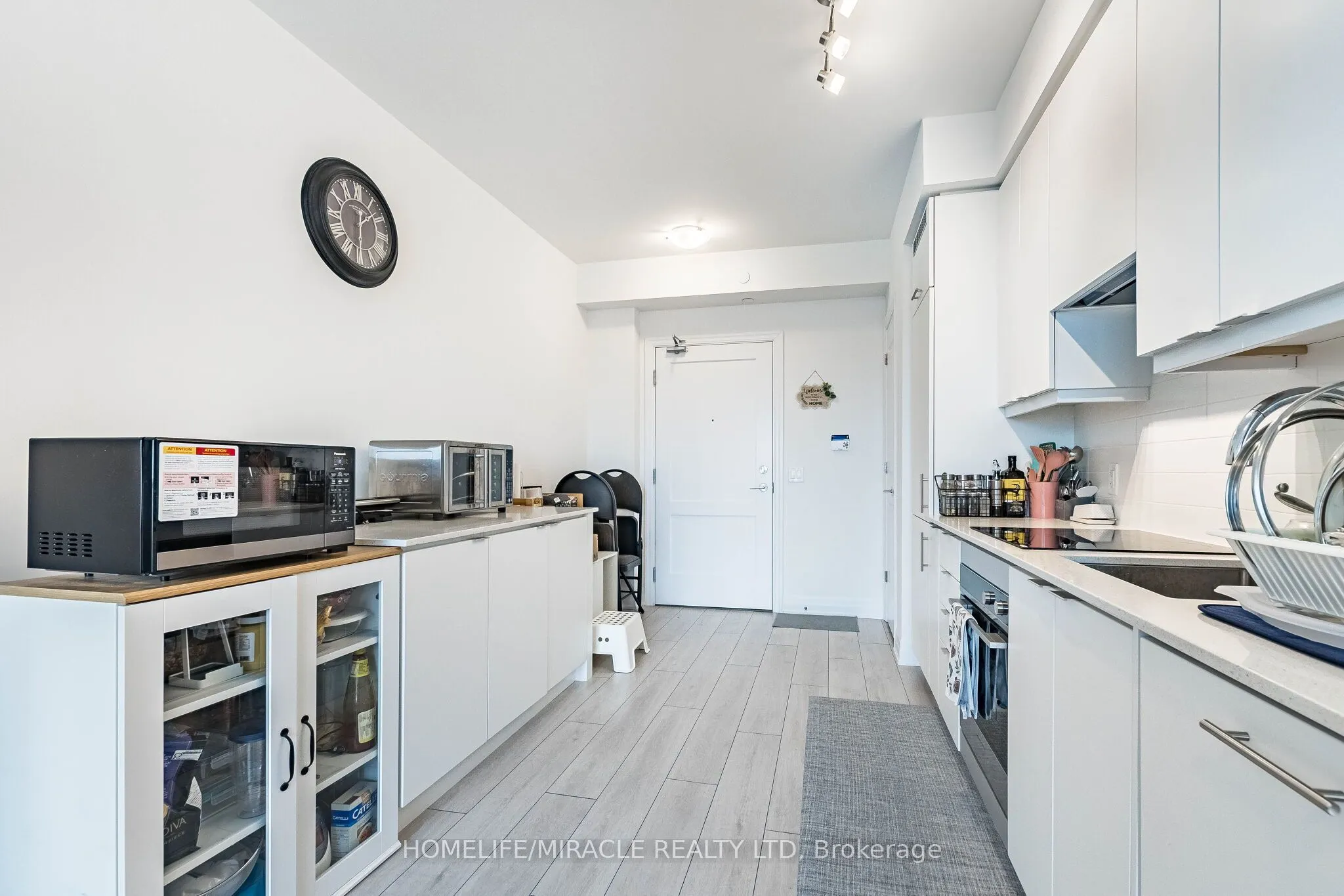 30 Elm Drive #3802
