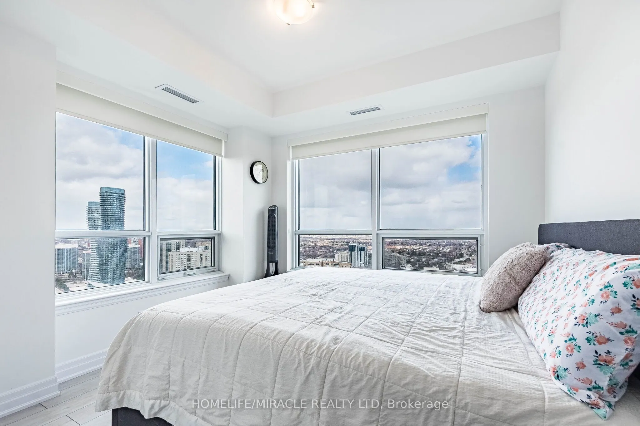 30 Elm Drive #3802
