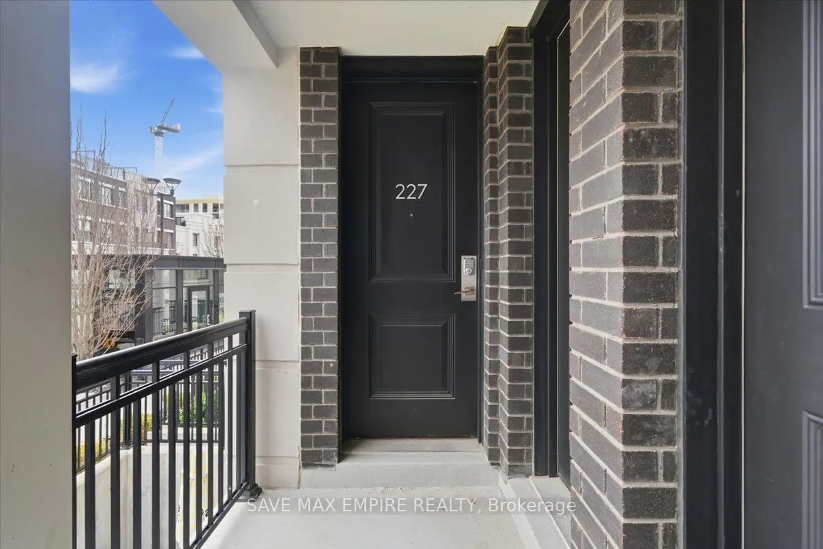 652 Cricklewood Drive #227