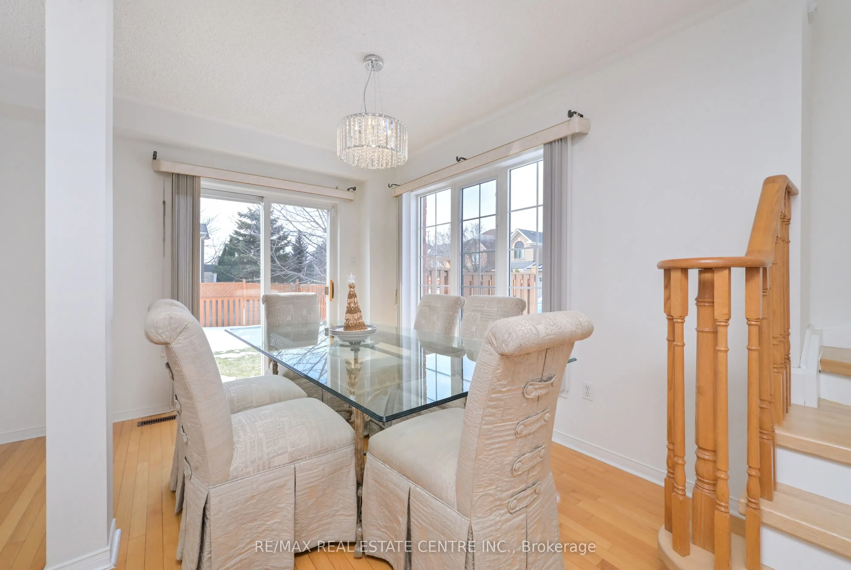 5554 Linwell Place