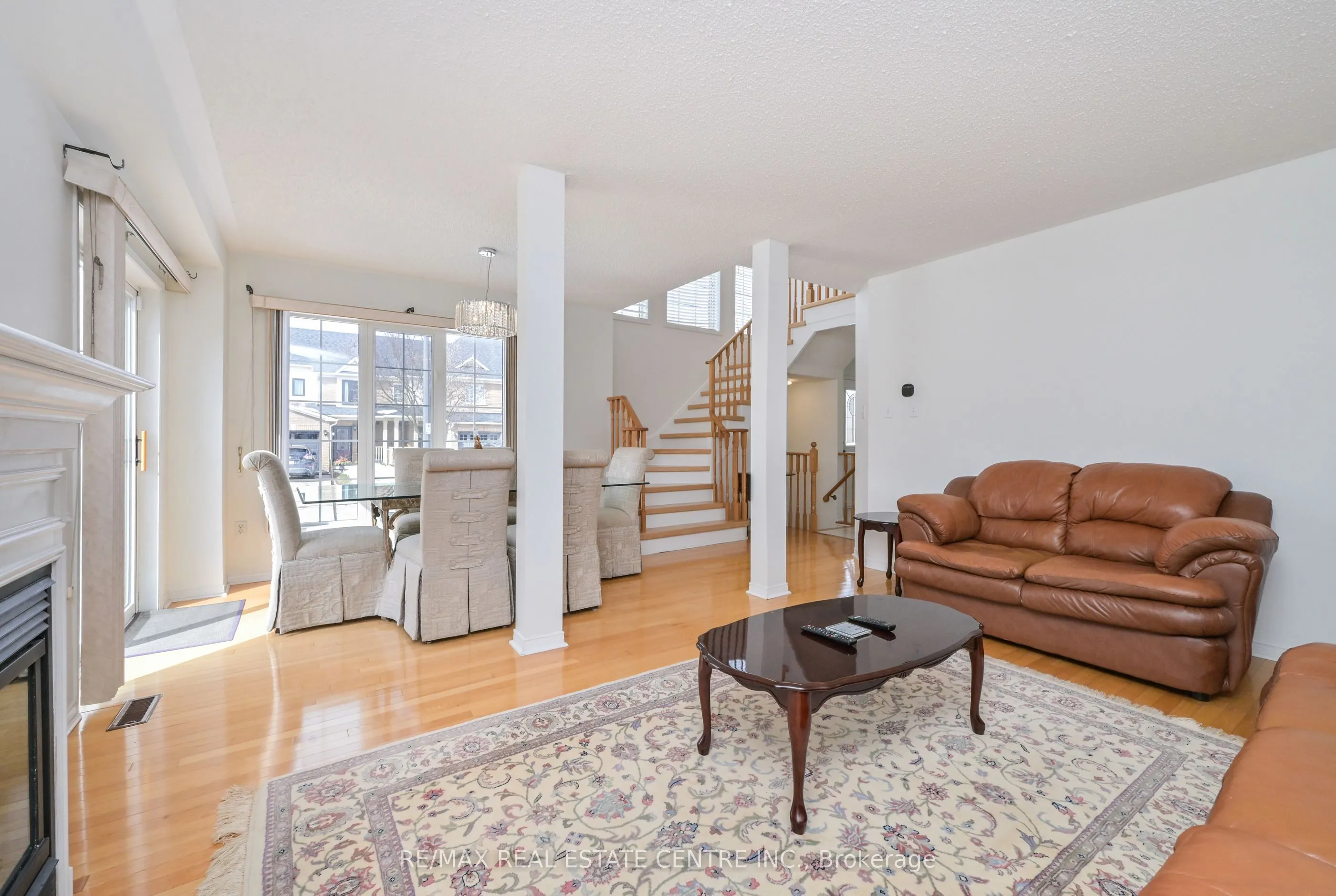 5554 Linwell Place