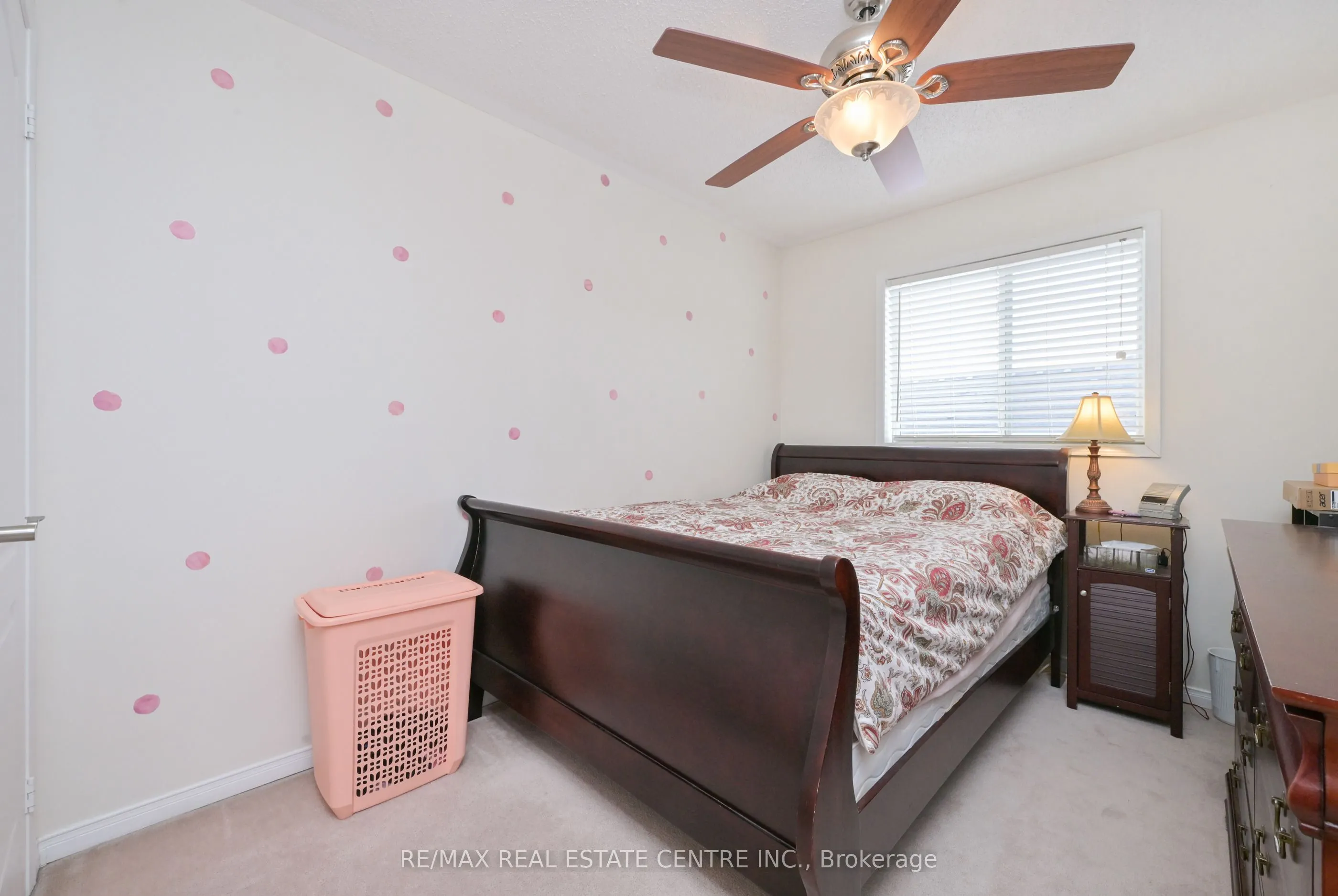 5554 Linwell Place