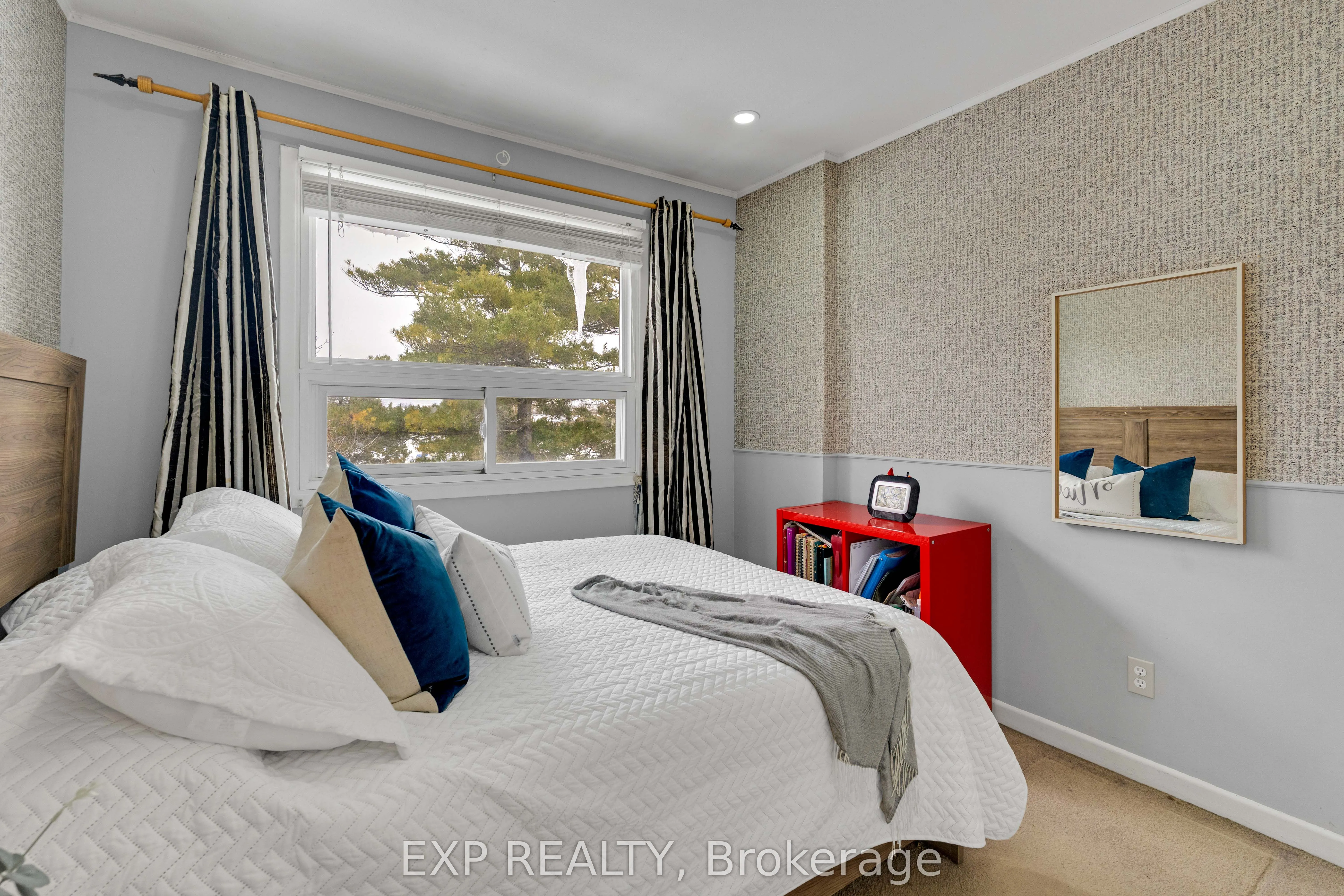 1180 Mississauga Valley Boulevard #4