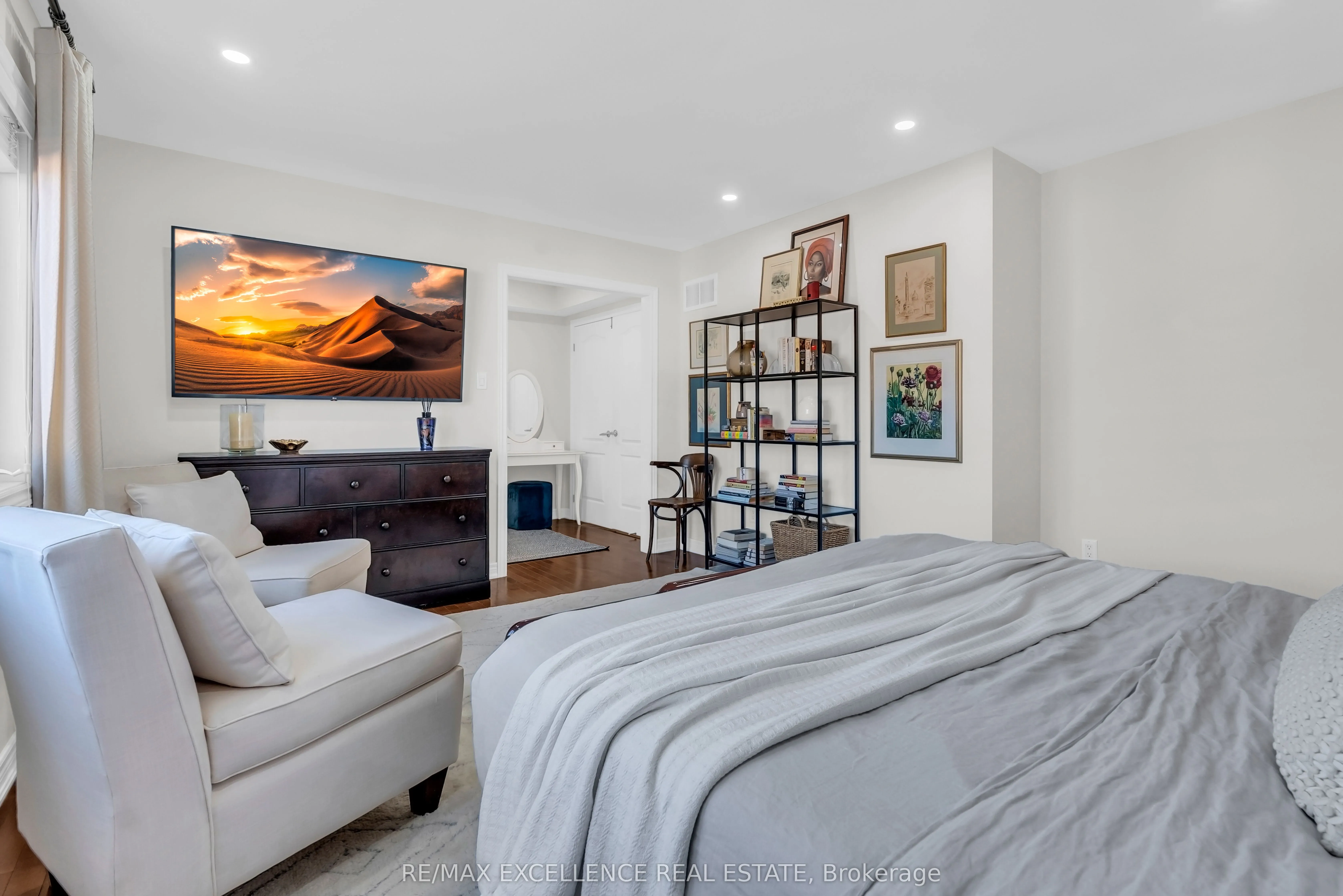 40 Imperial Lakes Drive