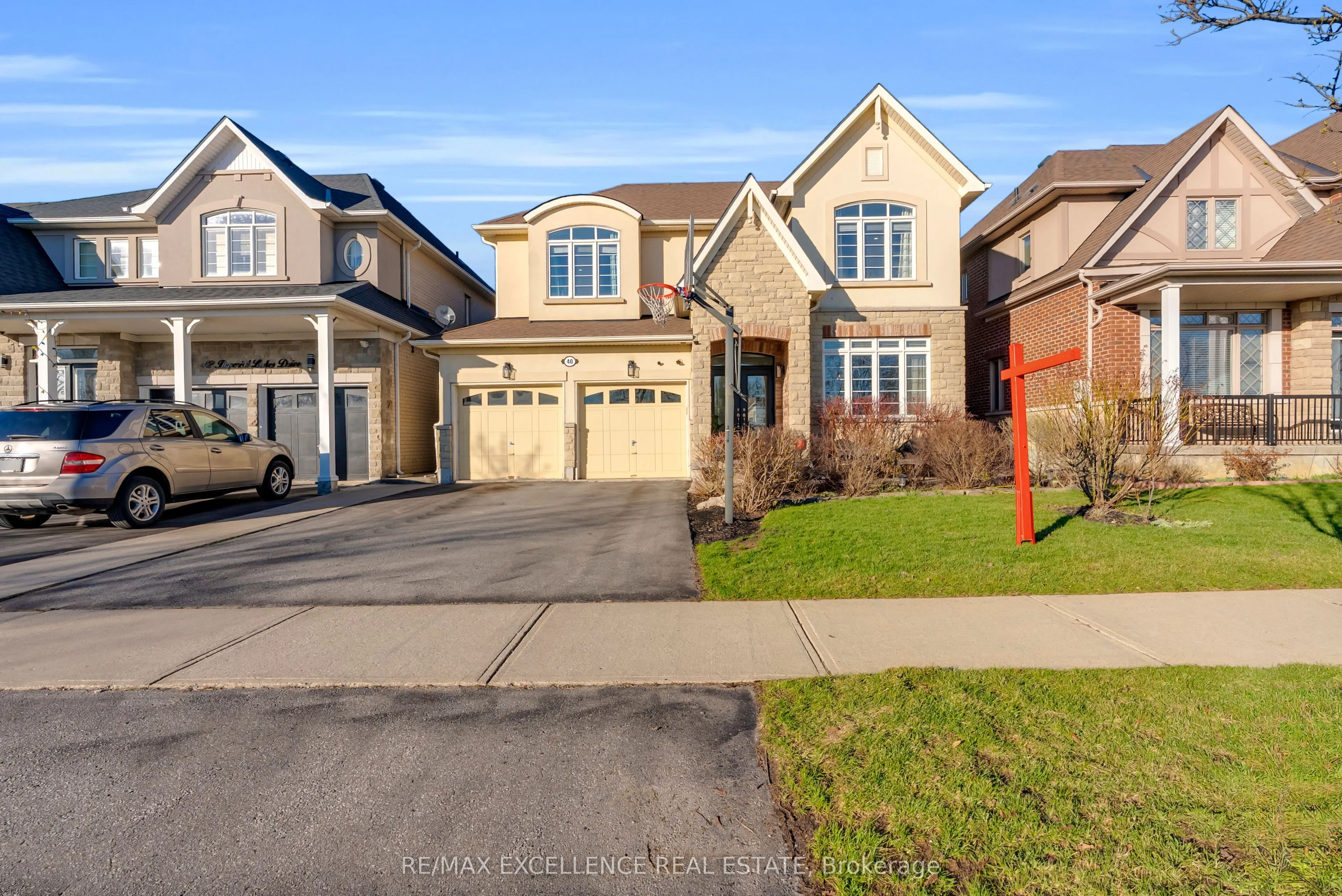 40 Imperial Lakes Drive