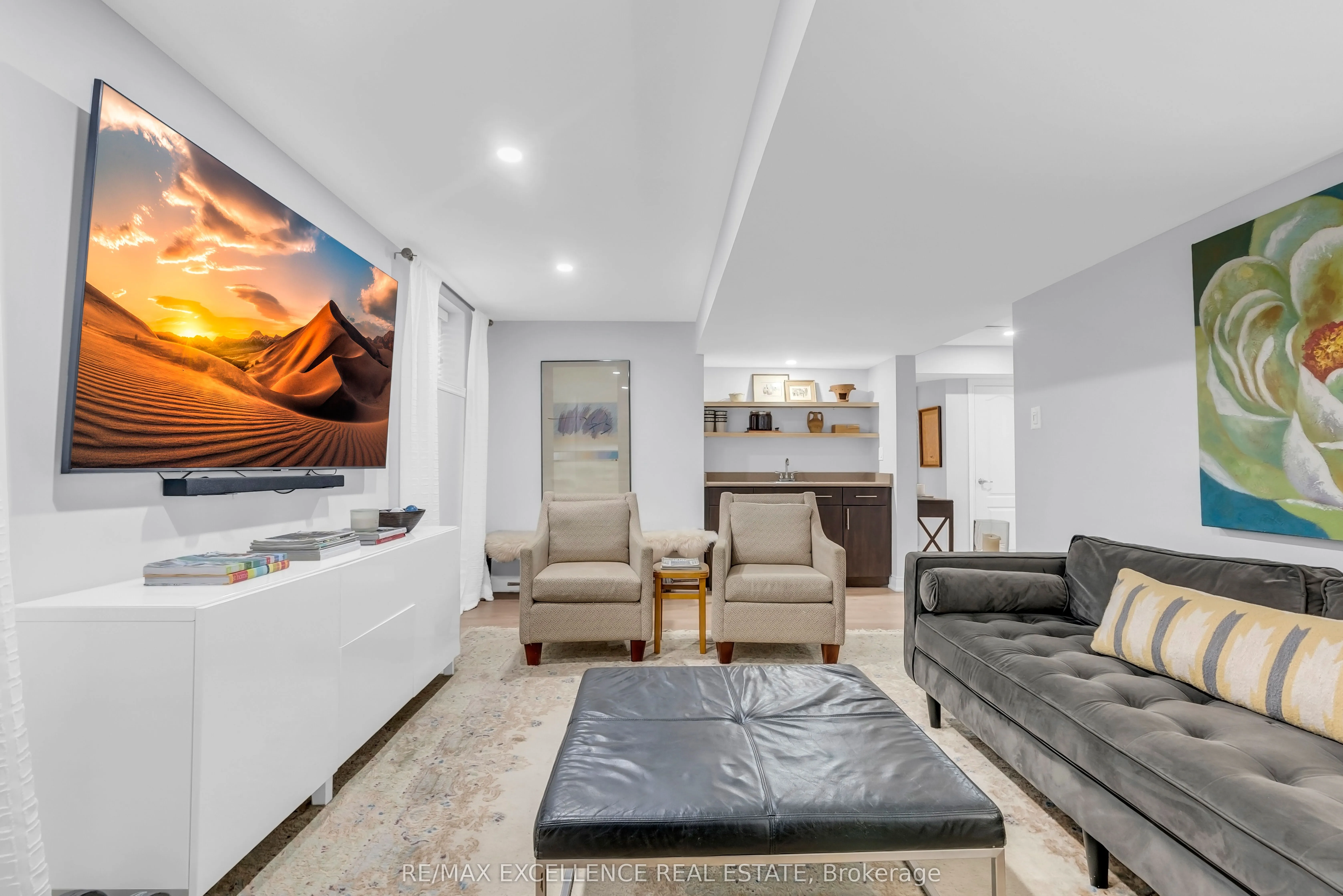 40 Imperial Lakes Drive
