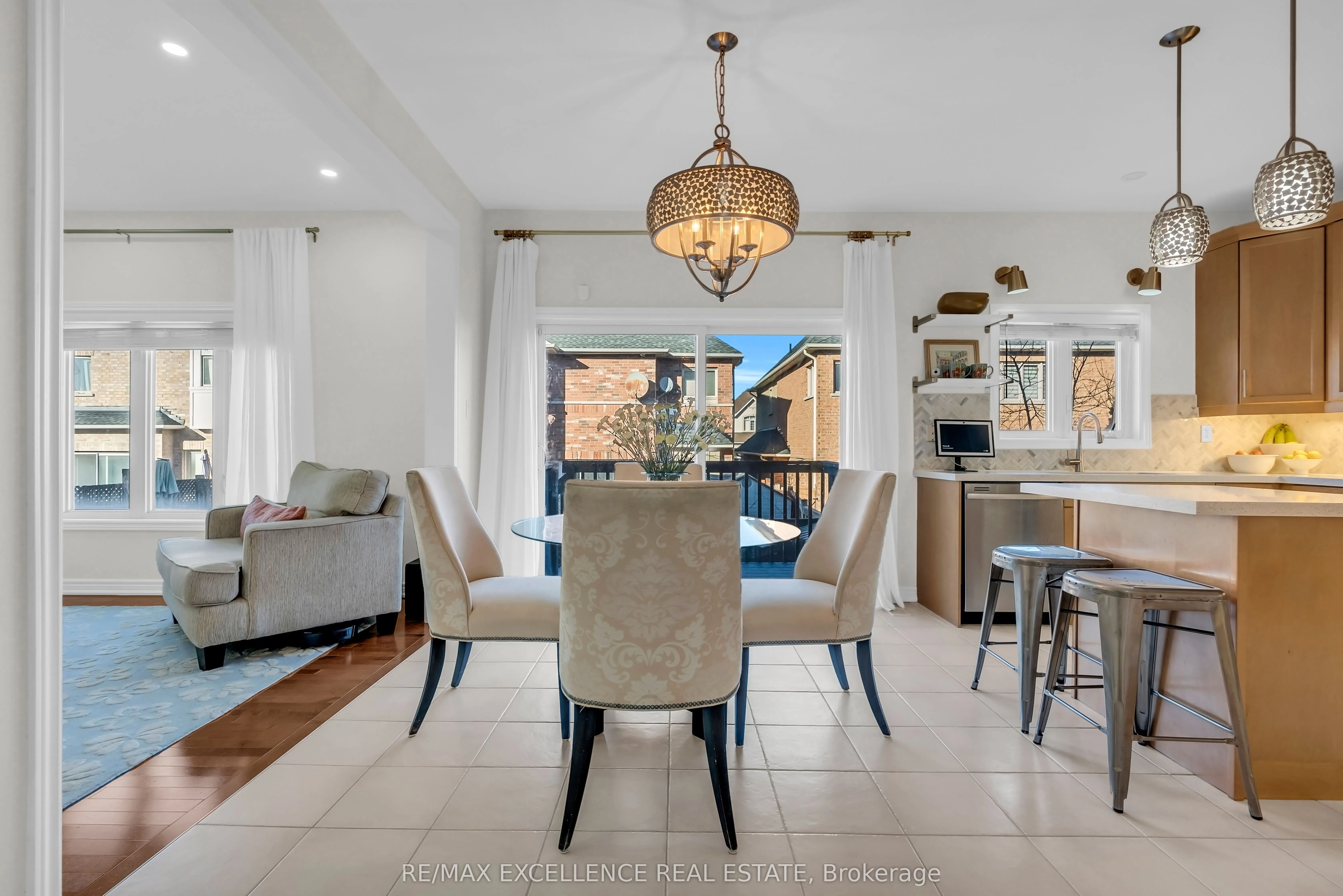 40 Imperial Lakes Drive