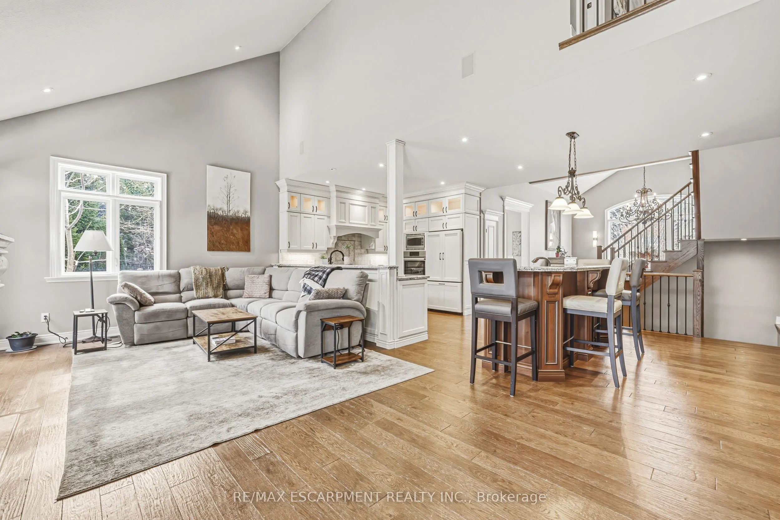 976 Shadeland Avenue #3