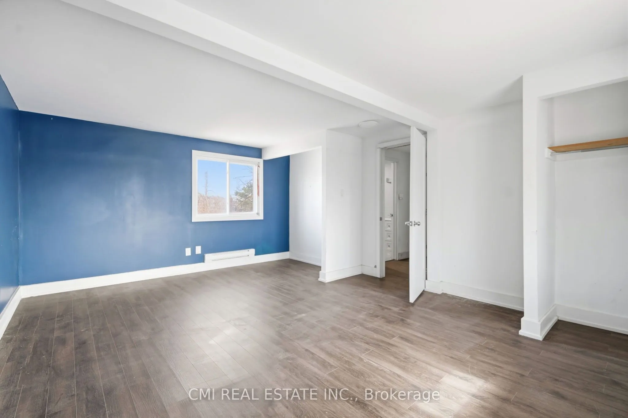 8 Huronia Court