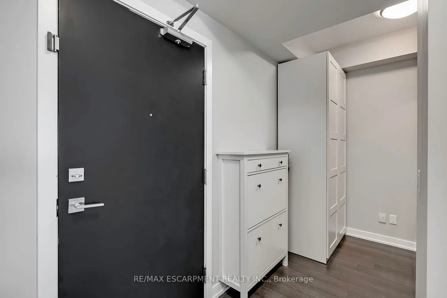 5240 Dundas Street #604
