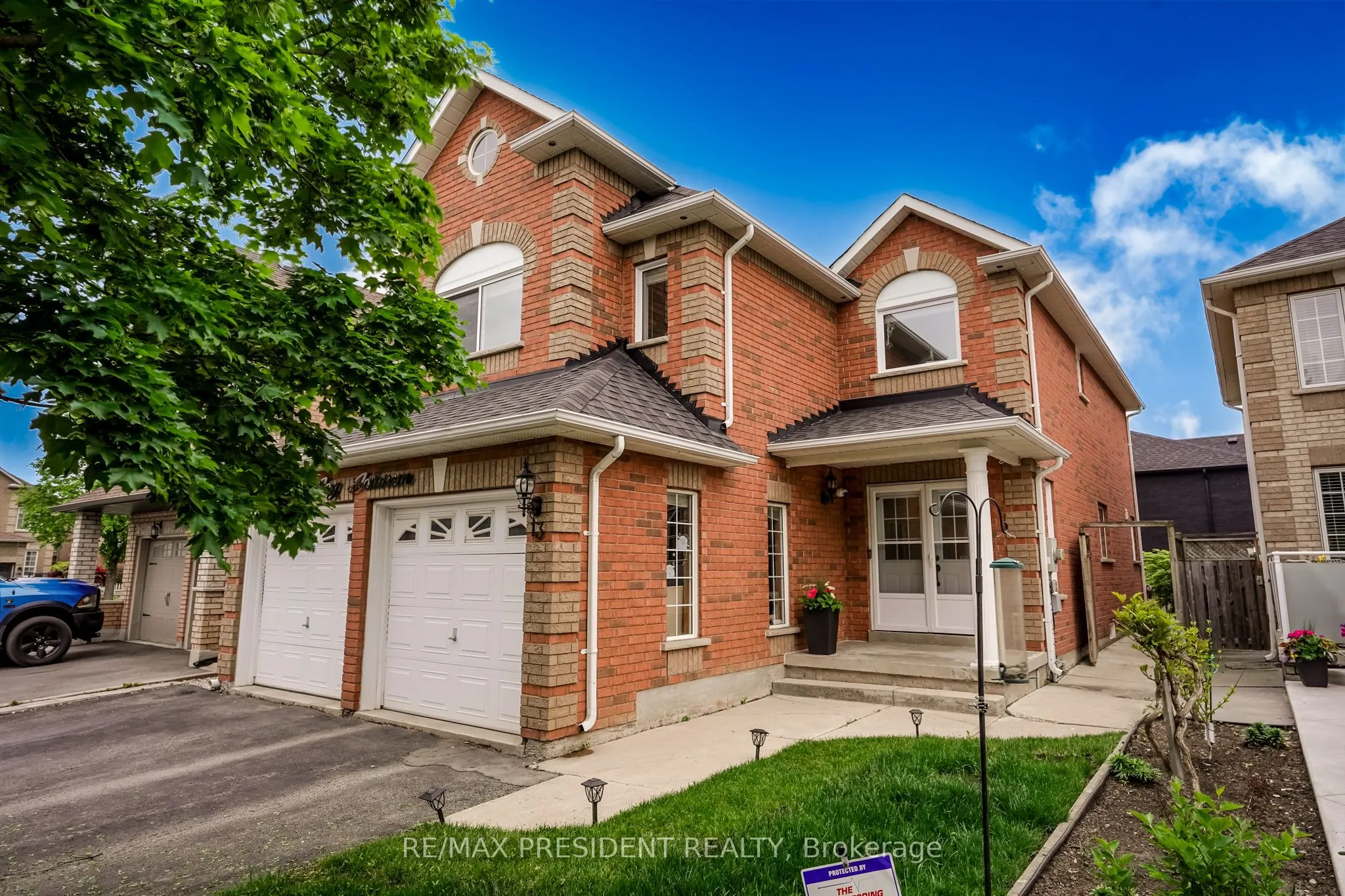 13 Tarquini Crescent