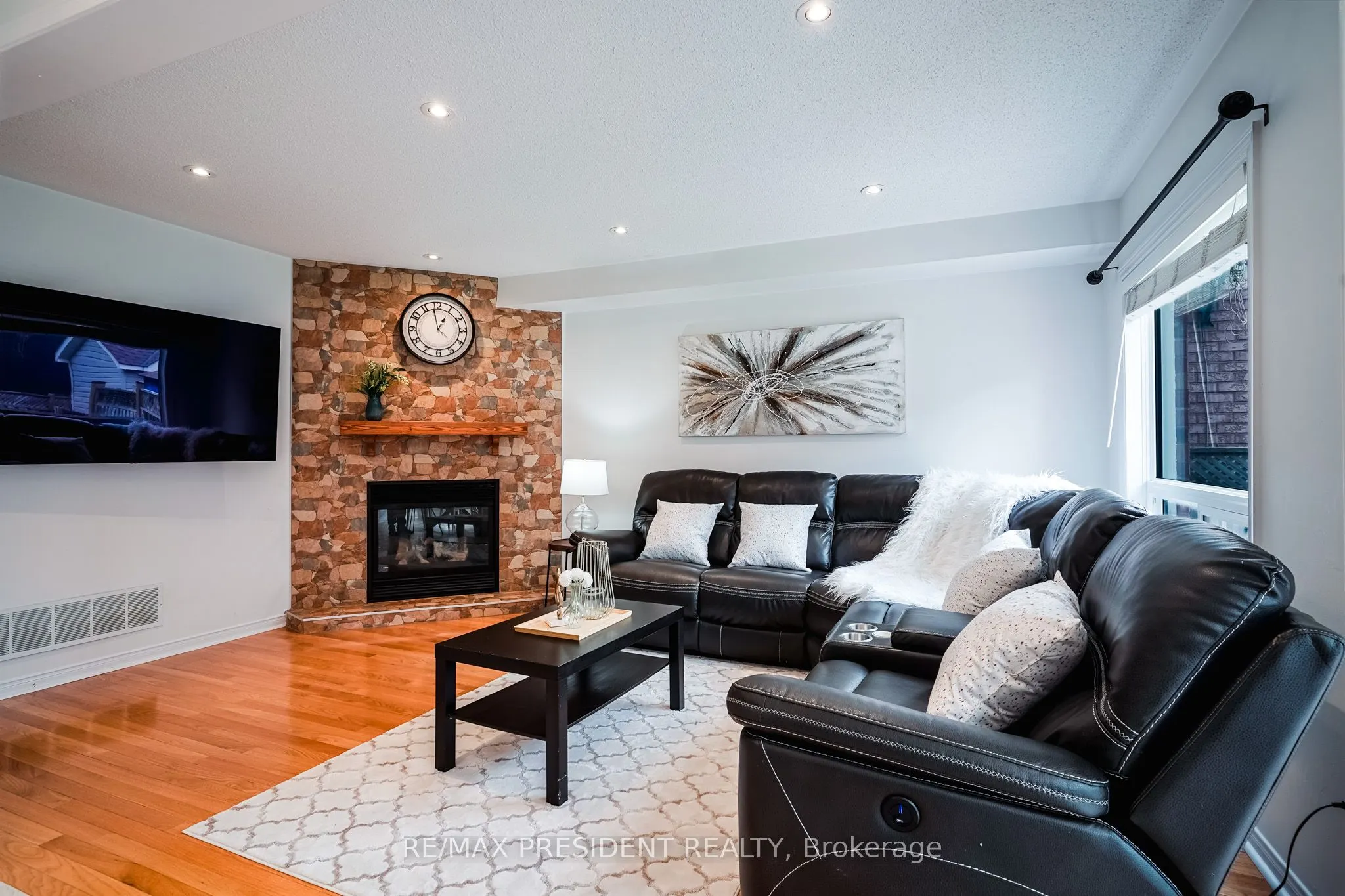 13 Tarquini Crescent