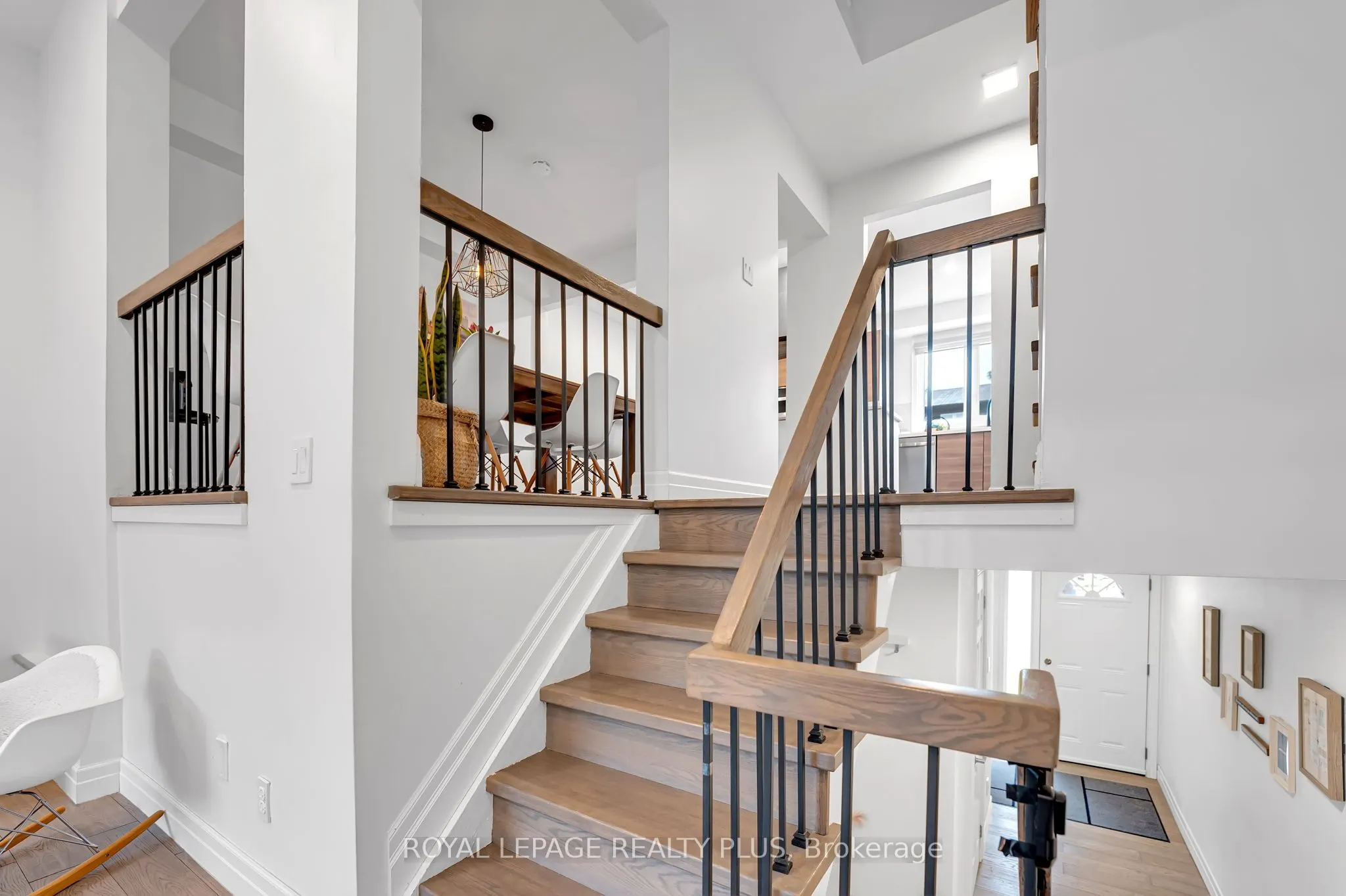 1755 Rathburn Road E #20