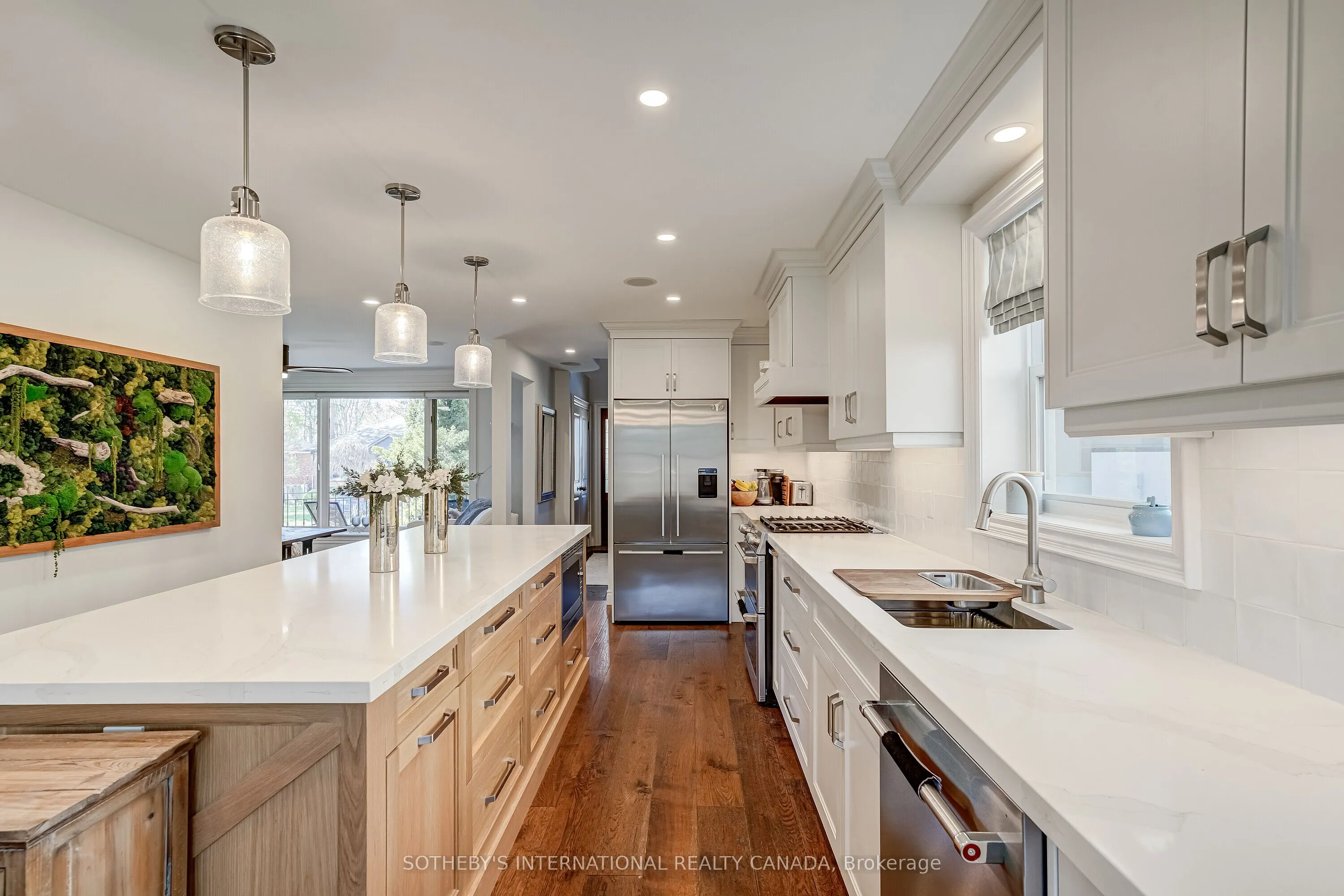 31 Maple Avenue N