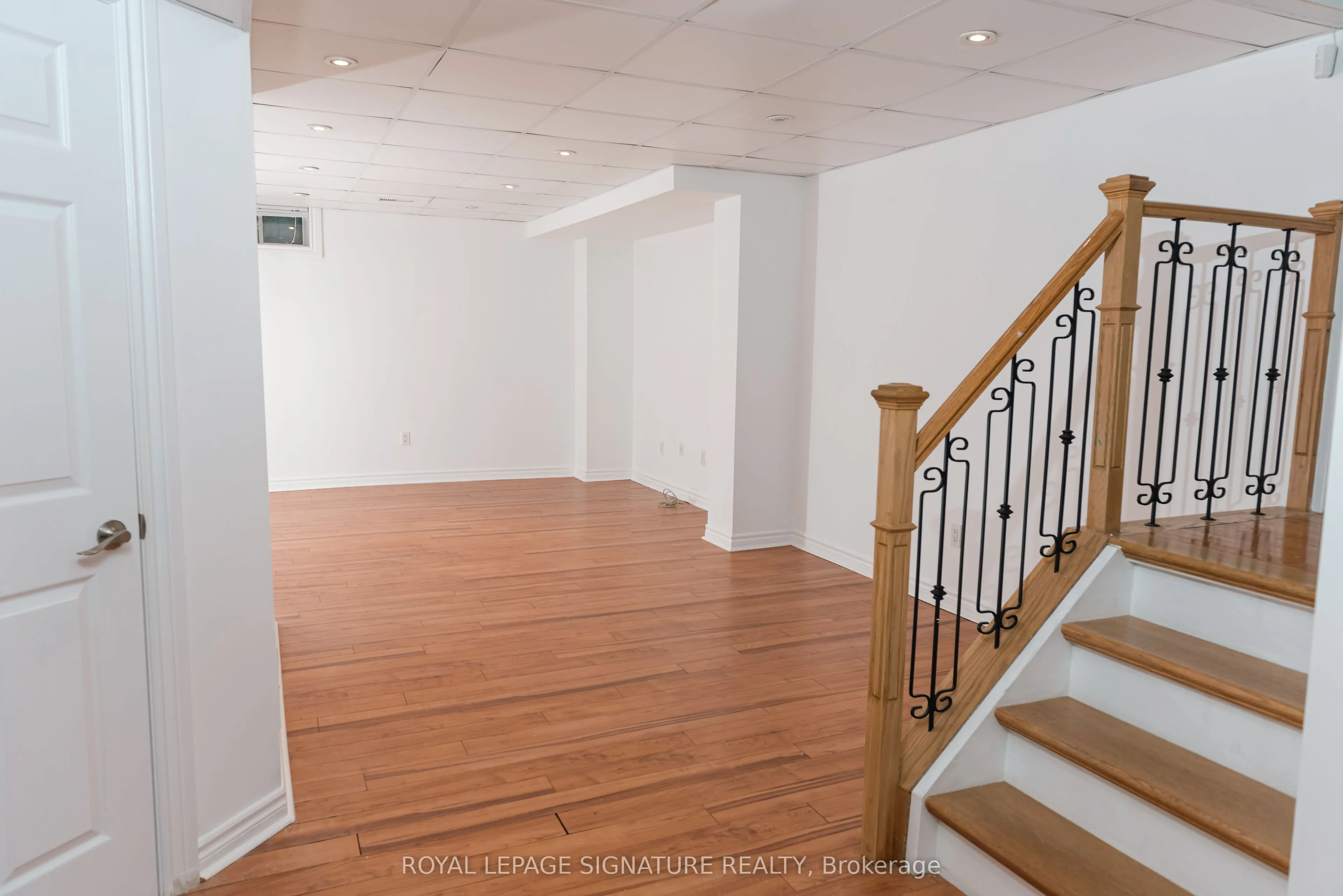 3250 Sunlight Street